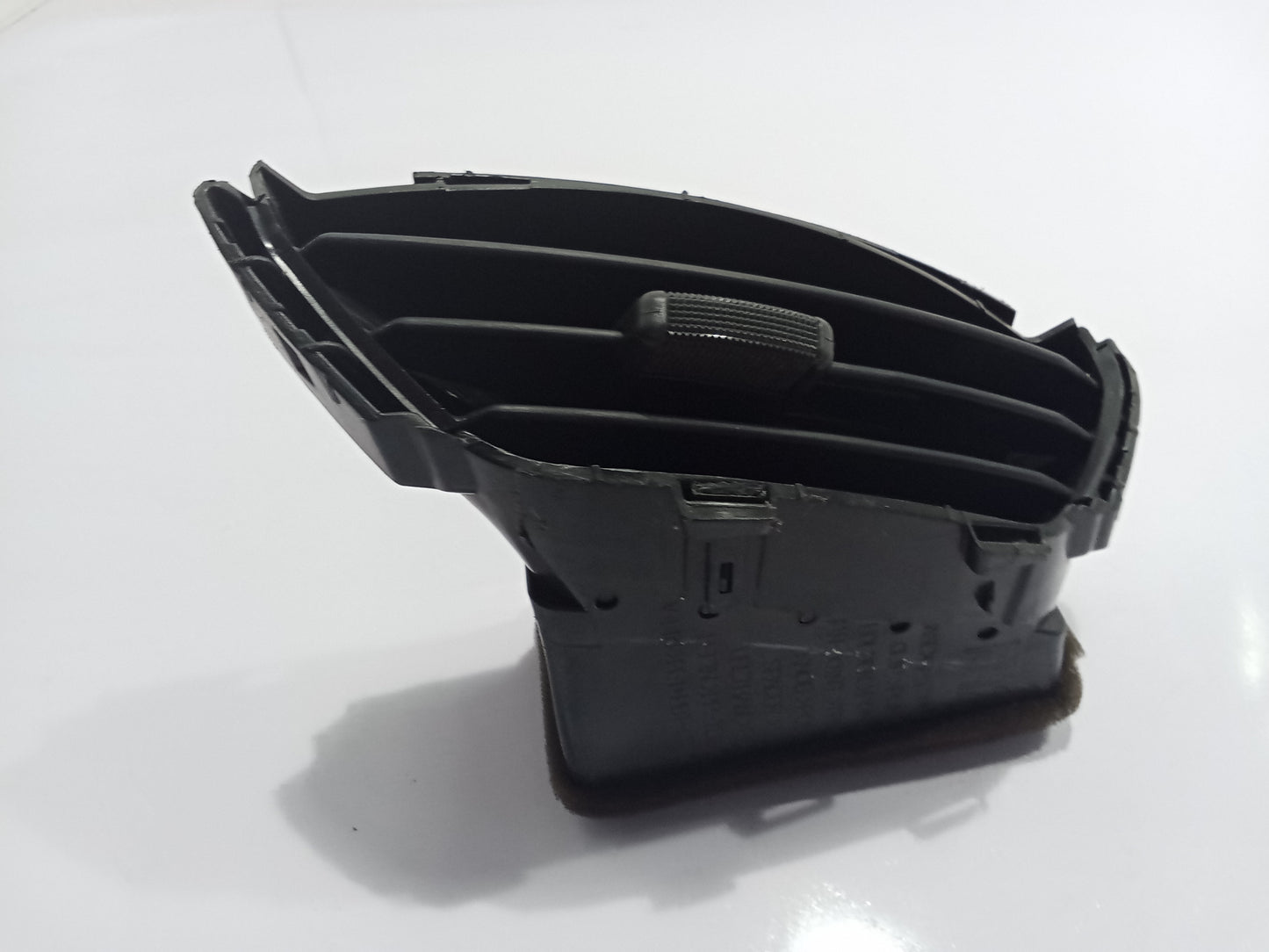 Chevrolet Trailblazer 2011 Front Passenger Side AC Louver GENUINE ORIGINAL SURPLUS