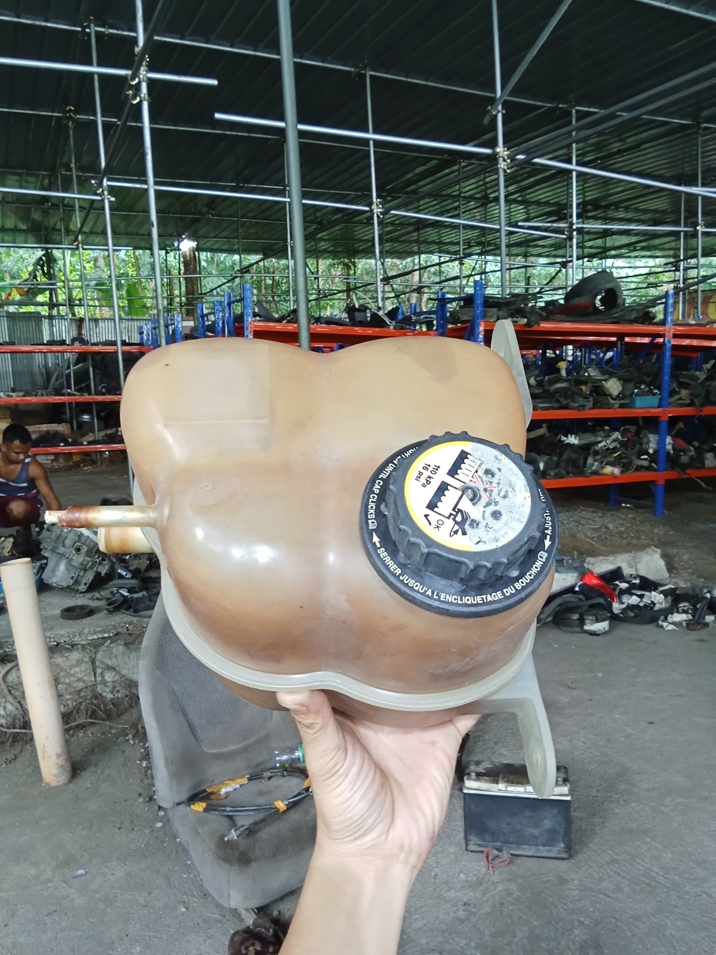 Ford Explorer 2005 Eddie Bauer Coolant Tank GENUINE ORIGINAL SURPLUS