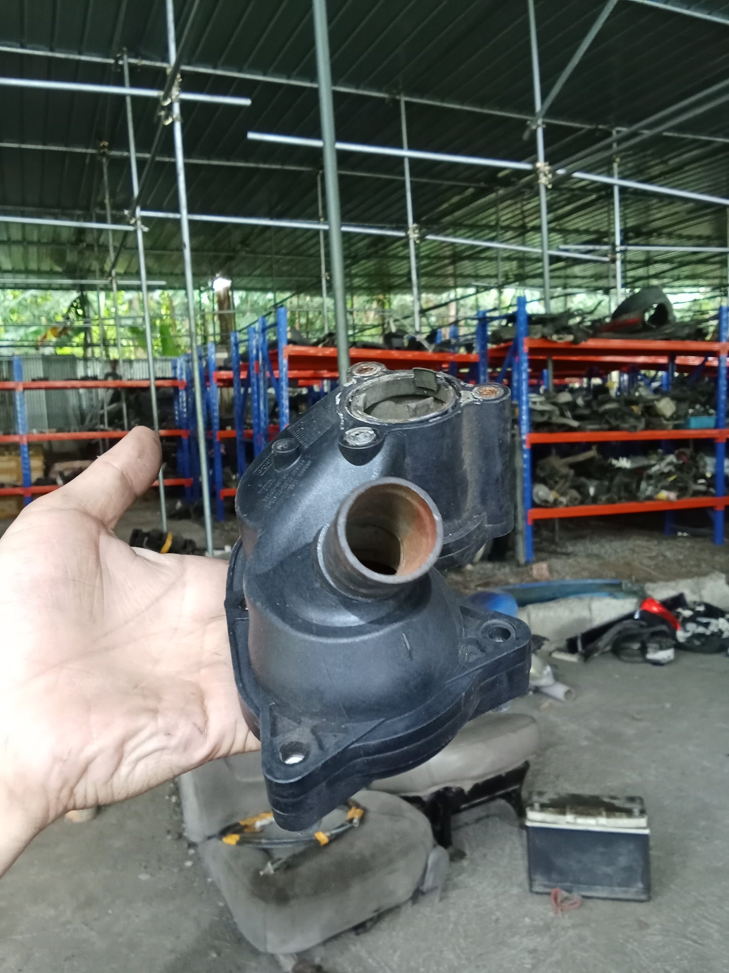 Ford Explorer 2005 Eddie Bauer PA66-GF30 Thermostat Housing GENUINE ORIGINAL SURPLUS