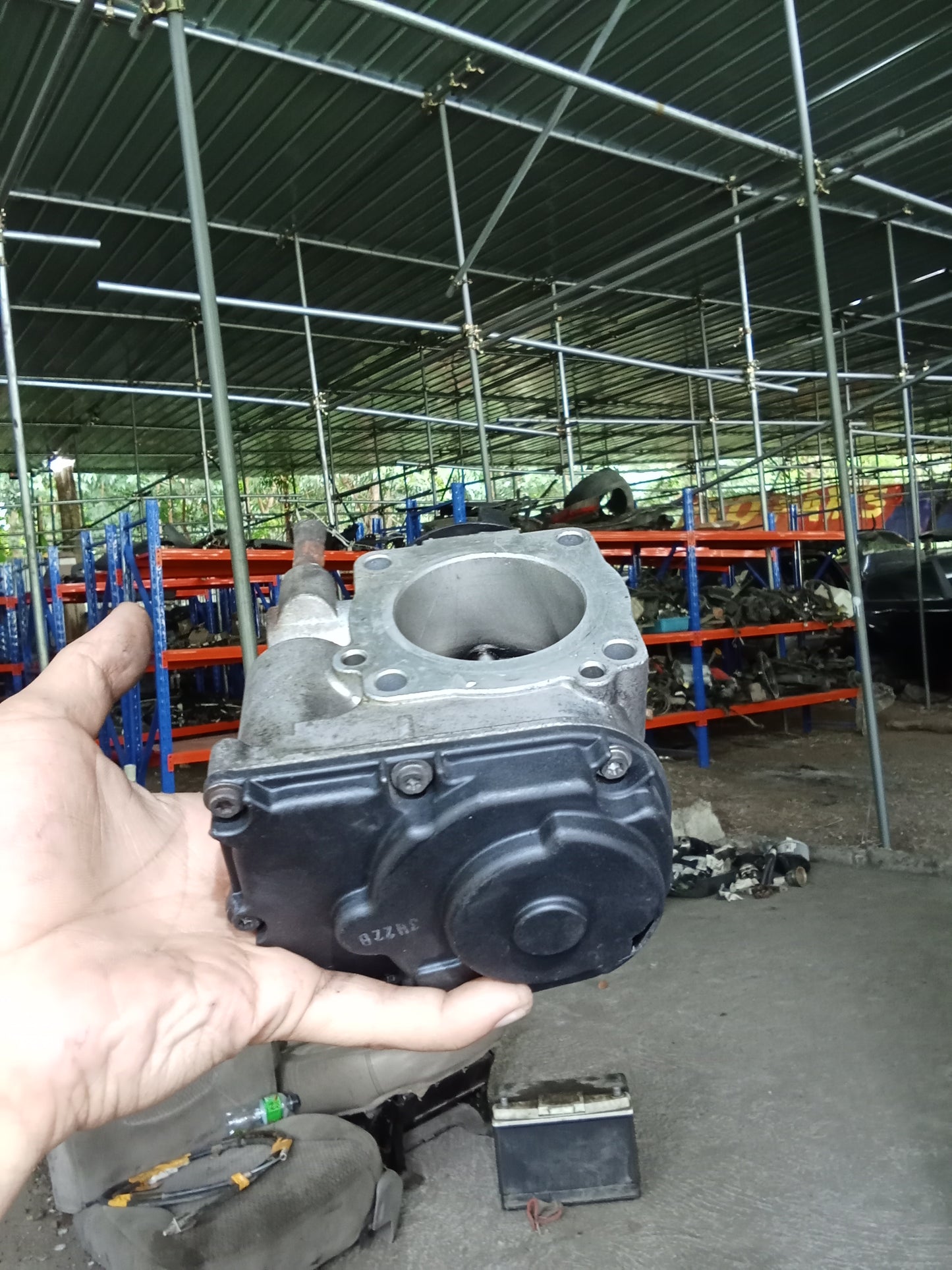 Chevrolet Optra 1.6 2003 3H2ZB Throttle Body GENUINE ORIGINAL SURPLUS