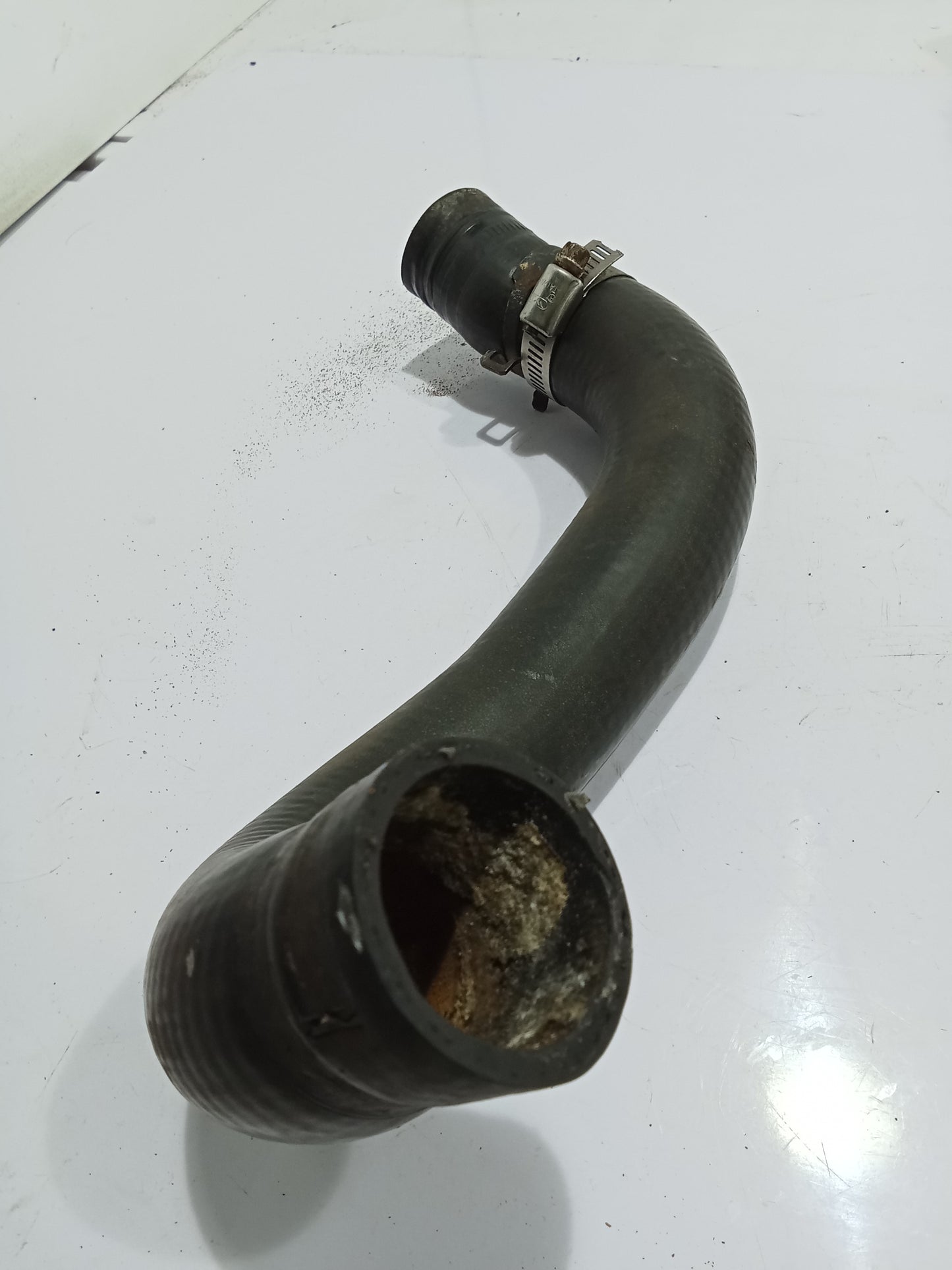 Chevrolet Optra 1.6 2003 Upper Radiator Hose GENUINE ORIGINAL SURPLUS