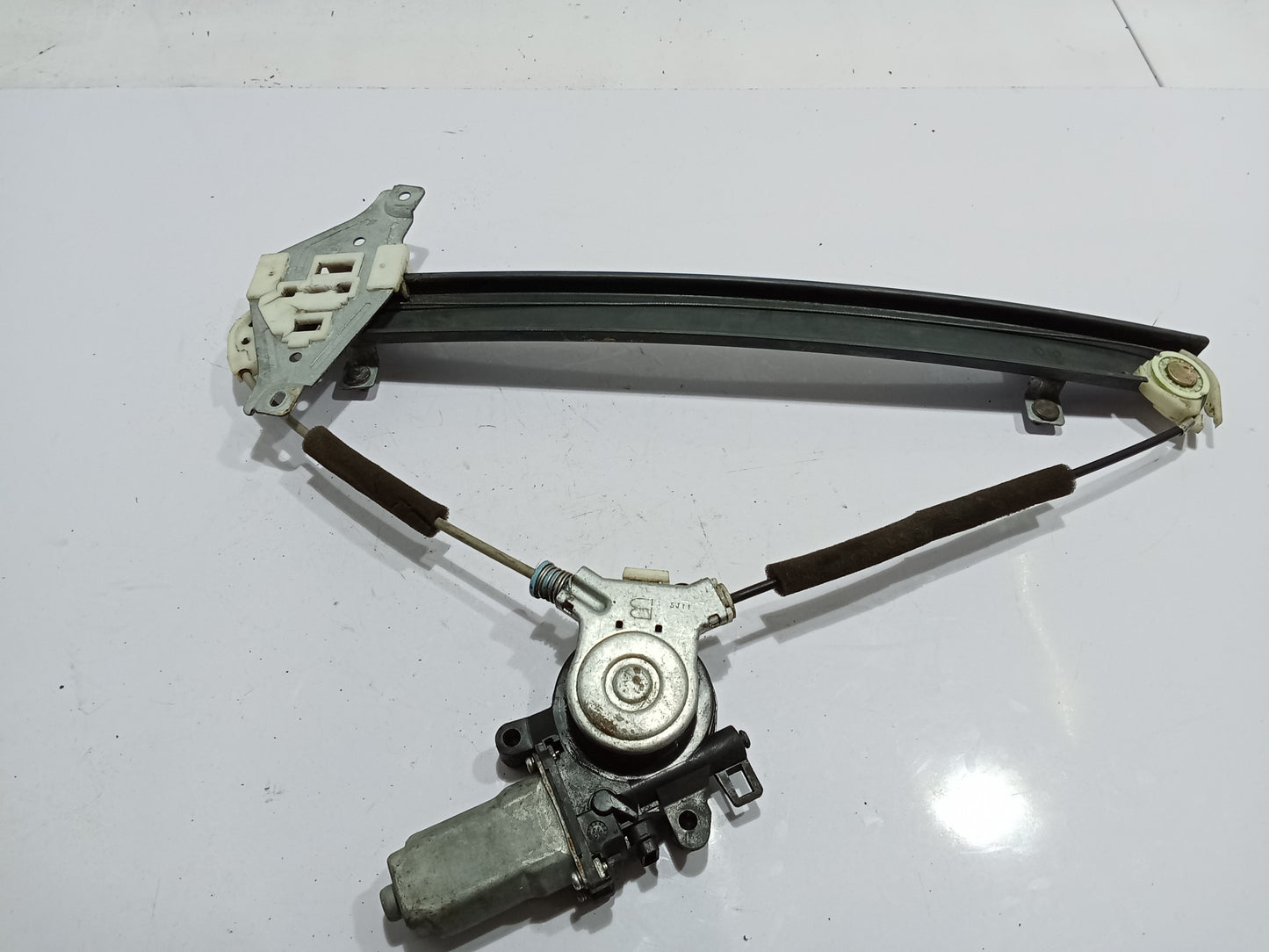 Chevrolet Optra 1.6 2003 Front Passenger Side Power Window Mechanism GENUINE ORIGINAL SURPLUS