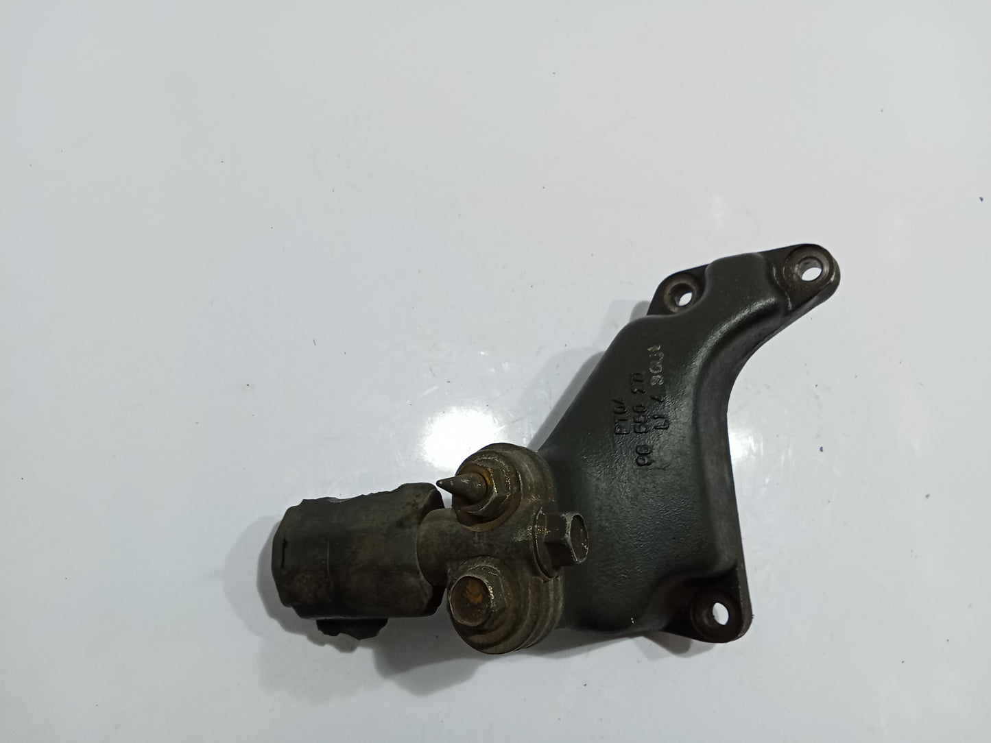 Chevrolet Optra 1.6 2003  Trans mission Engine Support Bracket GENUINE ORIGINAL SURPLUS
