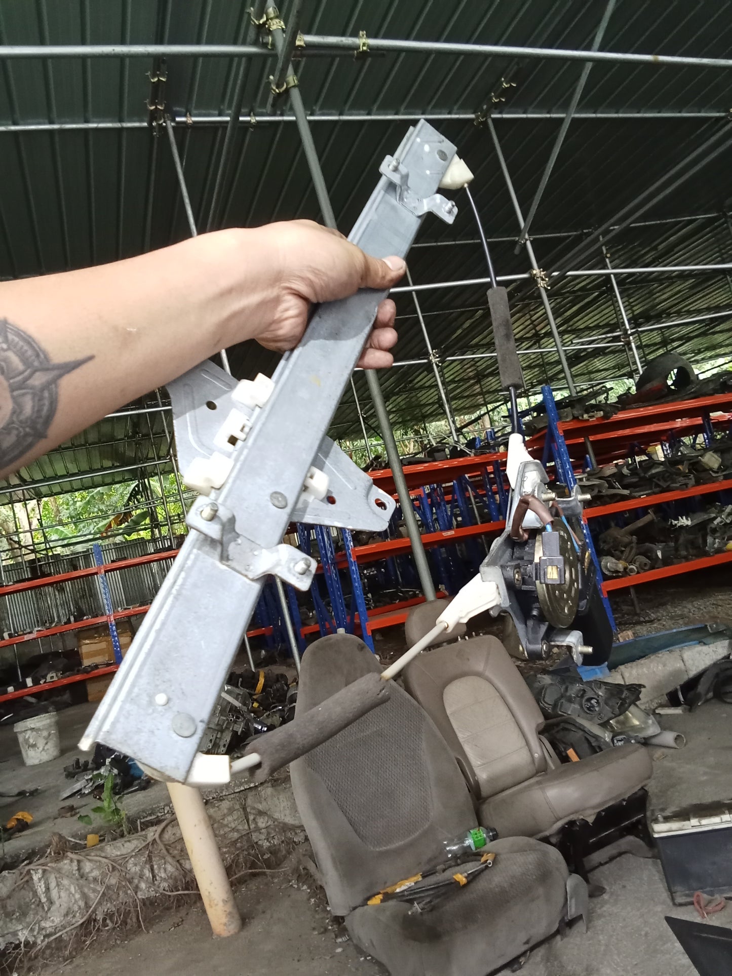 Chevrolet Optra 1.6 2003 Rear Driver Side Power Window Mechanism GENUINE ORIGINAL SURPLUS