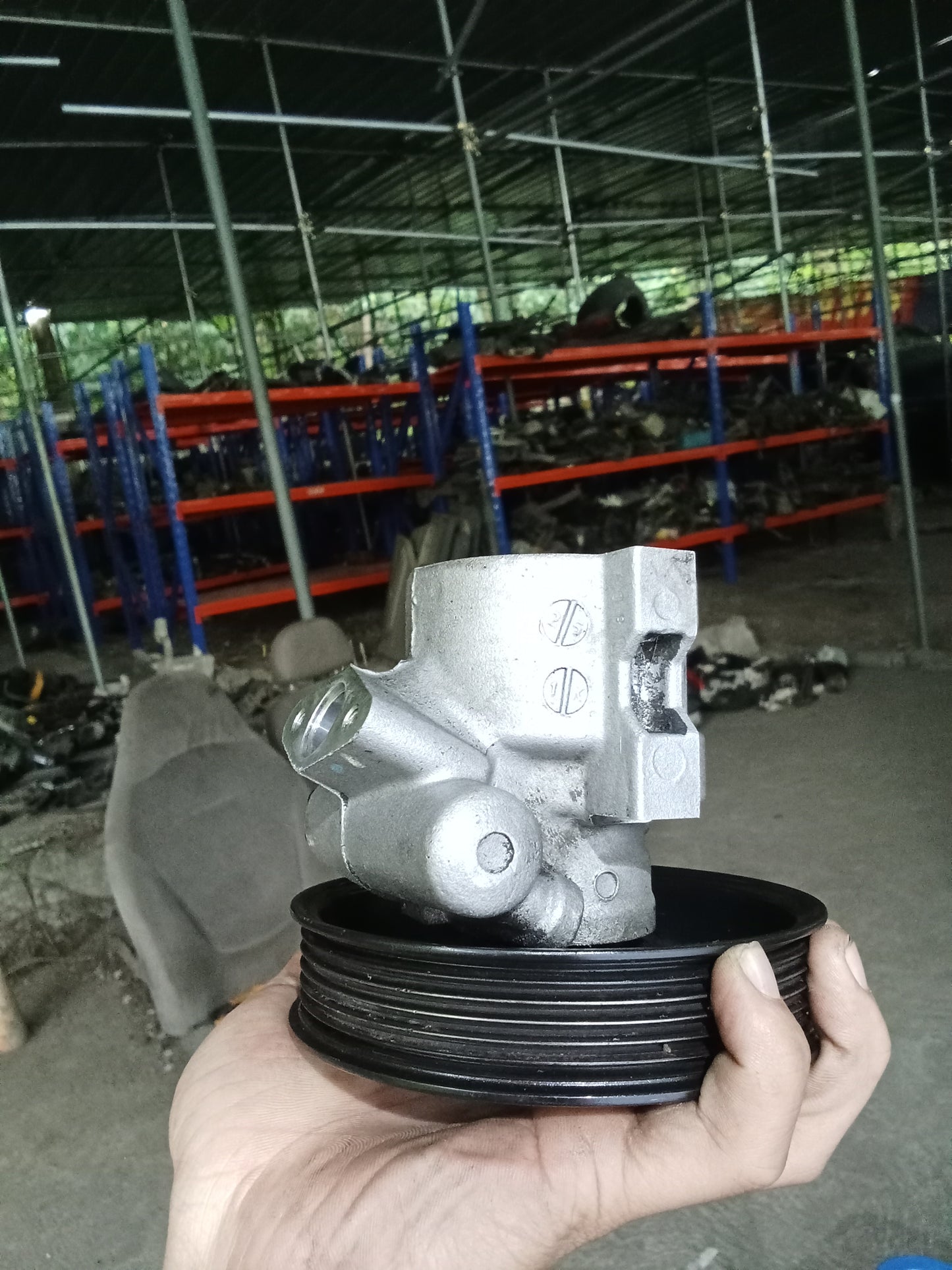 Chevrolet Optra 1.6 2003 Steering Pump GENUINE ORIGINAL SURPLUS