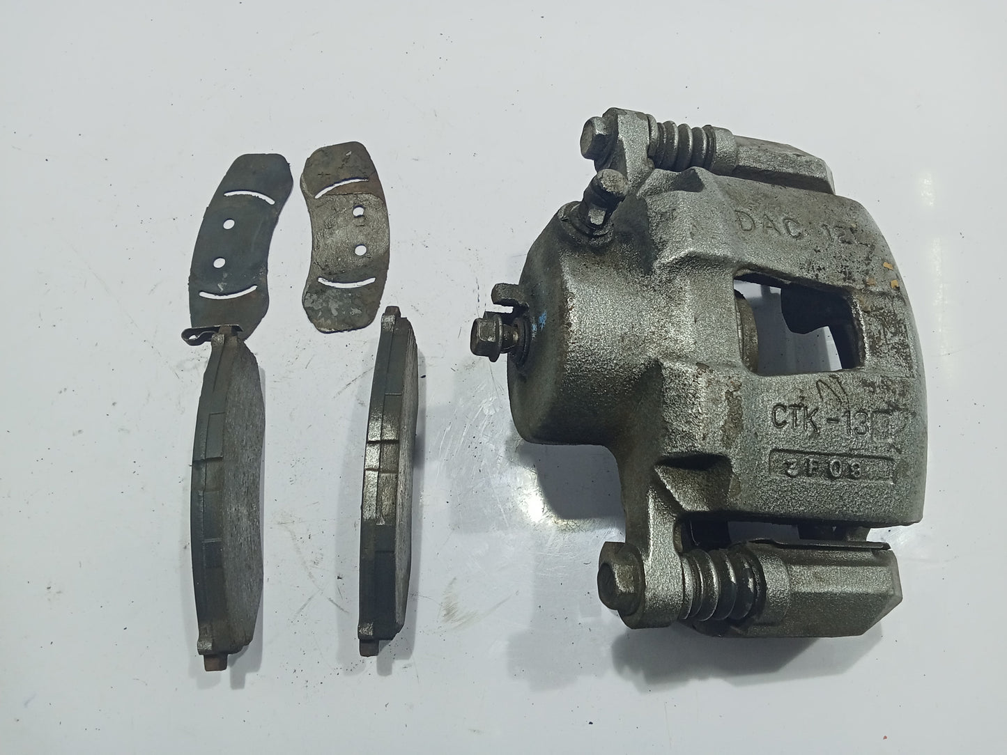 Chevrolet Optra 1.6 2003 Front Driver Side Brake Caliper GENUINE ORIGINAL SURPLUS