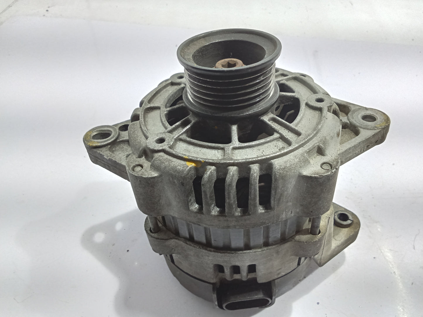 Chevrolet Optra 1.6 2003 Alternator GENUINE ORIGINAL SURPLUS