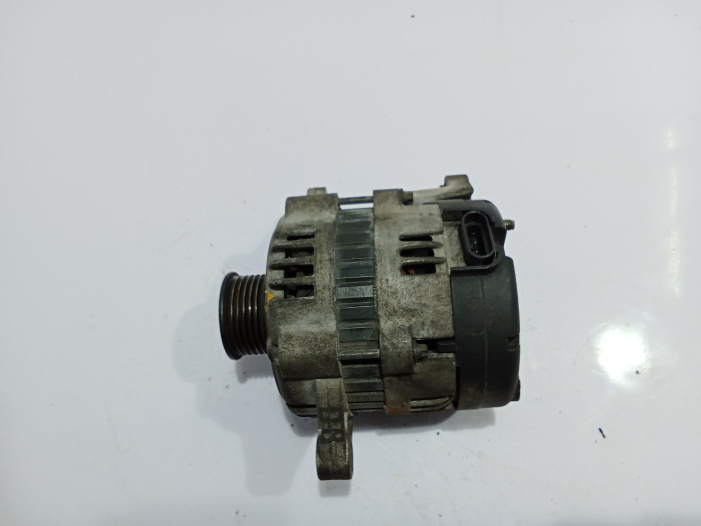 Chevrolet Optra 1.6 2003 Alternator GENUINE ORIGINAL SURPLUS