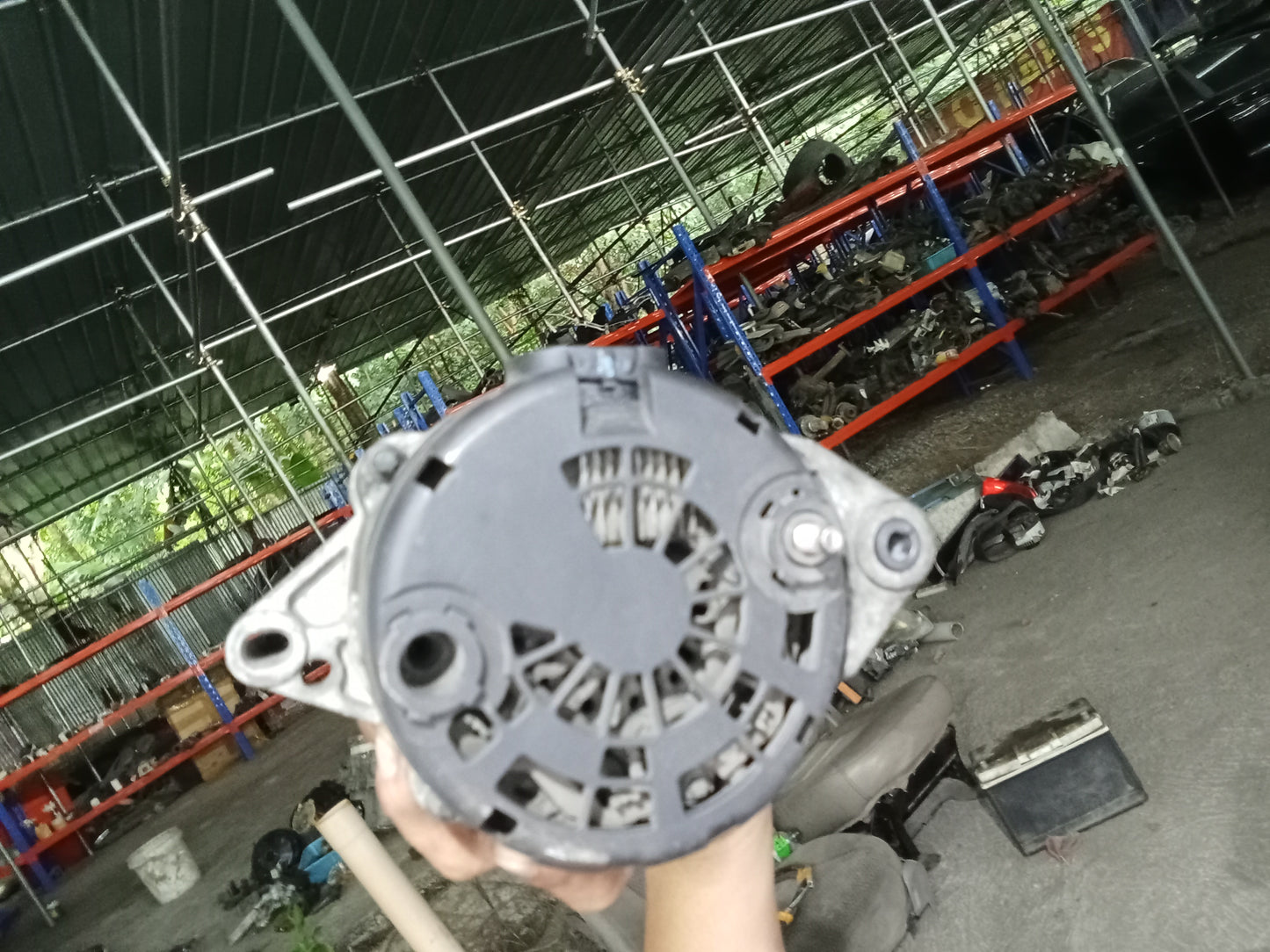 Chevrolet Optra 1.6 2003 Alternator GENUINE ORIGINAL SURPLUS