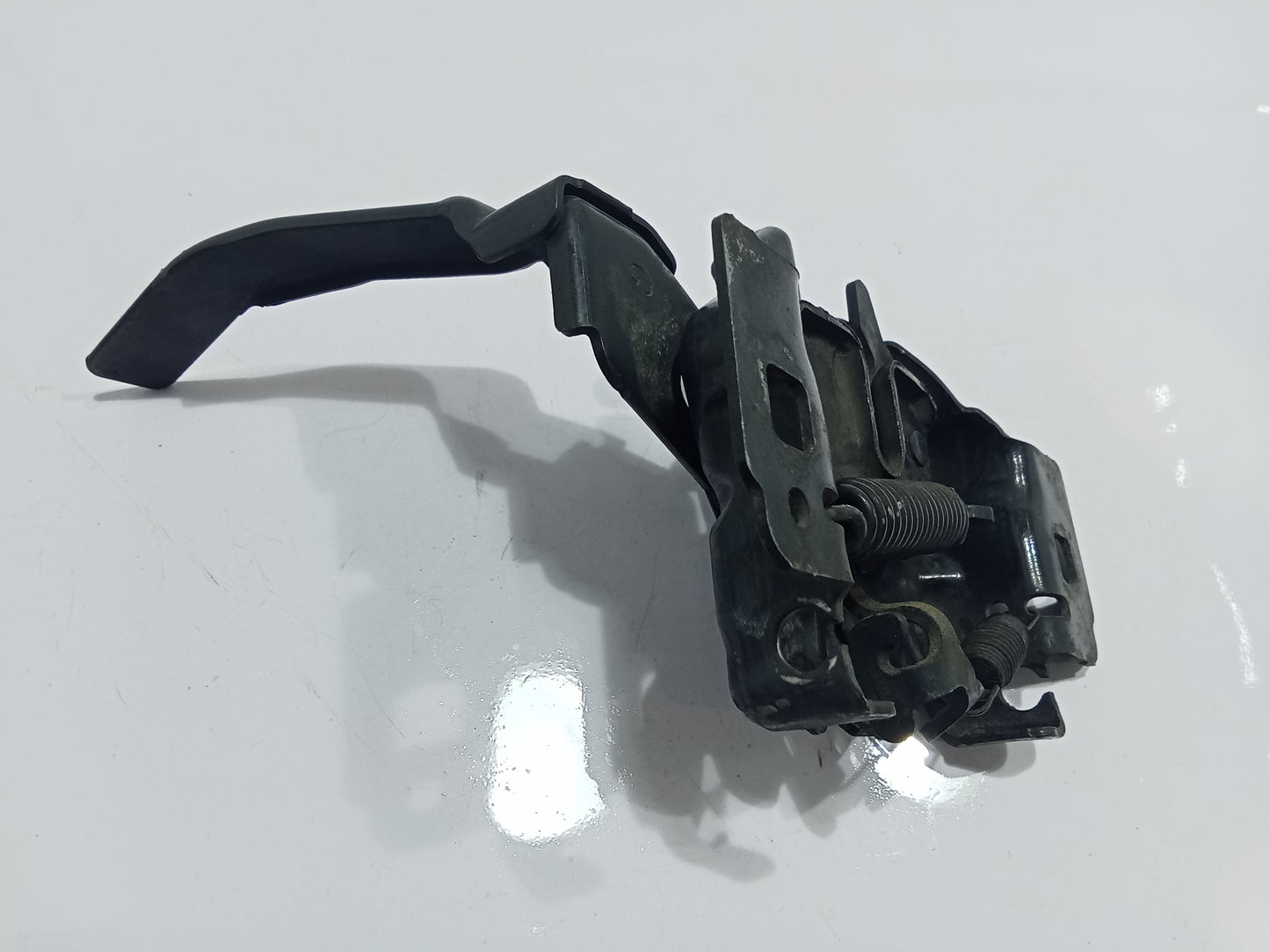 Ford Escape 2.0 Hood Lock Actuator GENUINE ORIGINAL SURPLUS