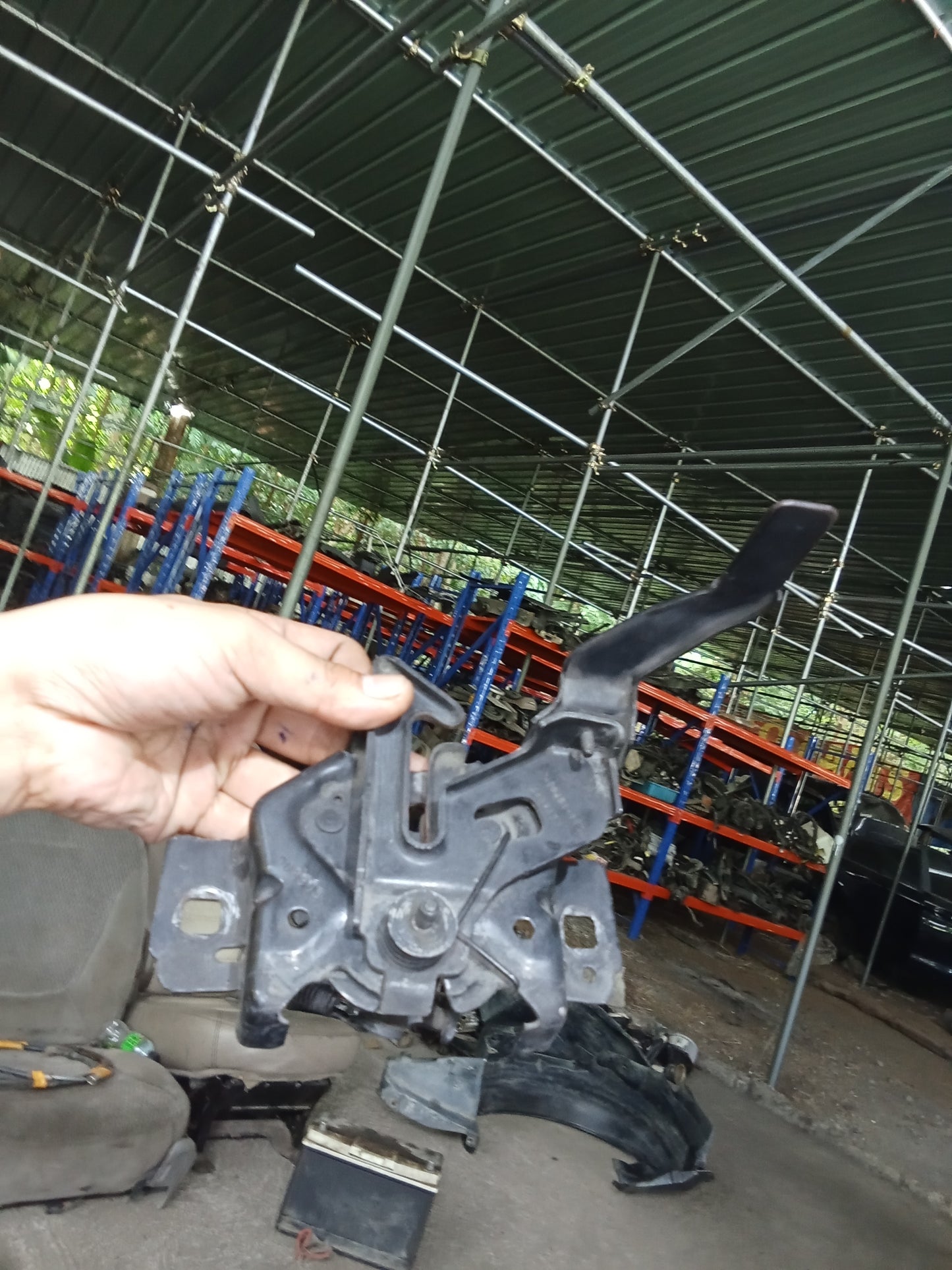 Ford Escape 2.0 Hood Lock Actuator GENUINE ORIGINAL SURPLUS