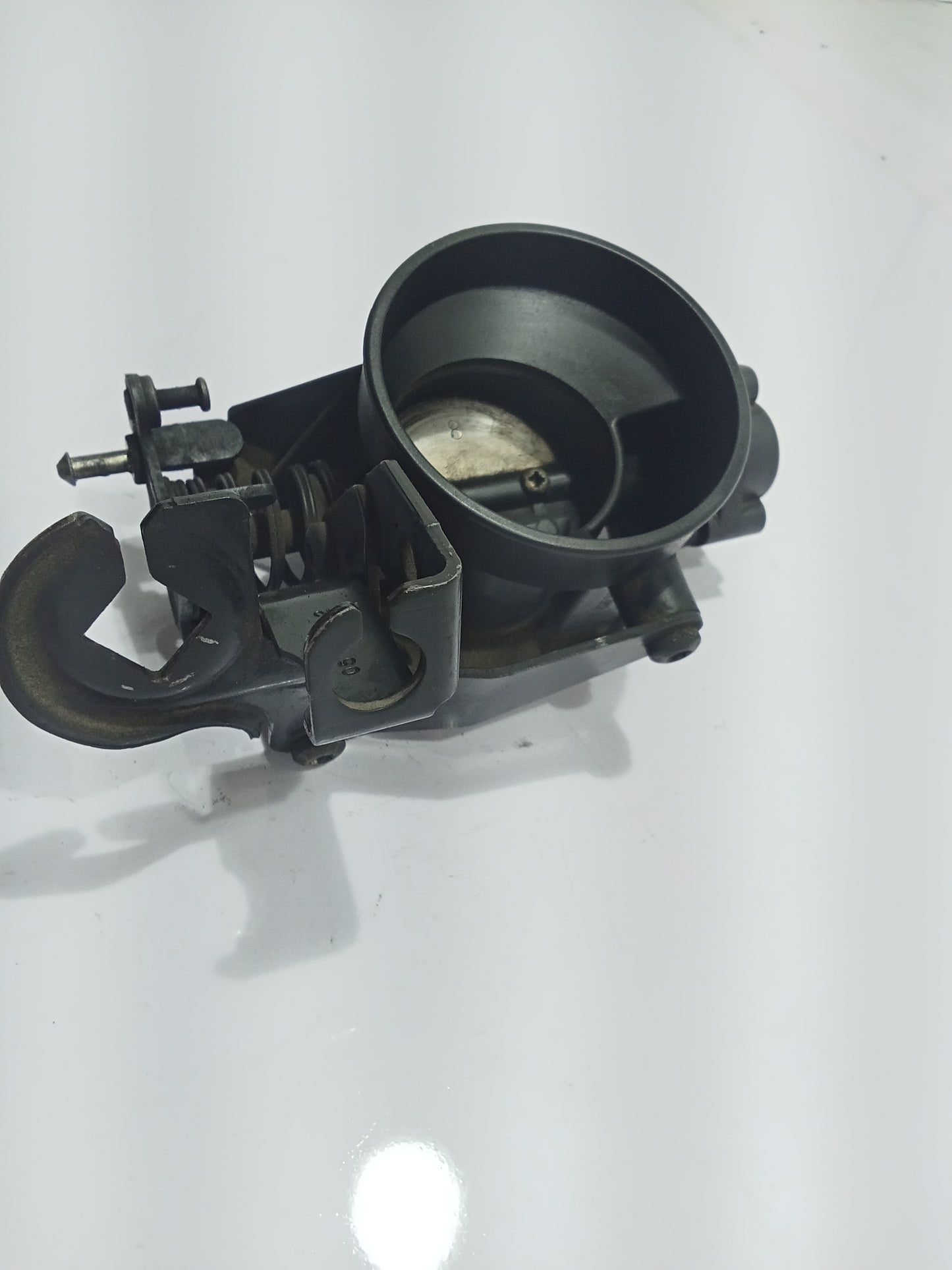 Ford Escape 2.0 Throttle Body GENUINE ORIGINAL SURPLUS
