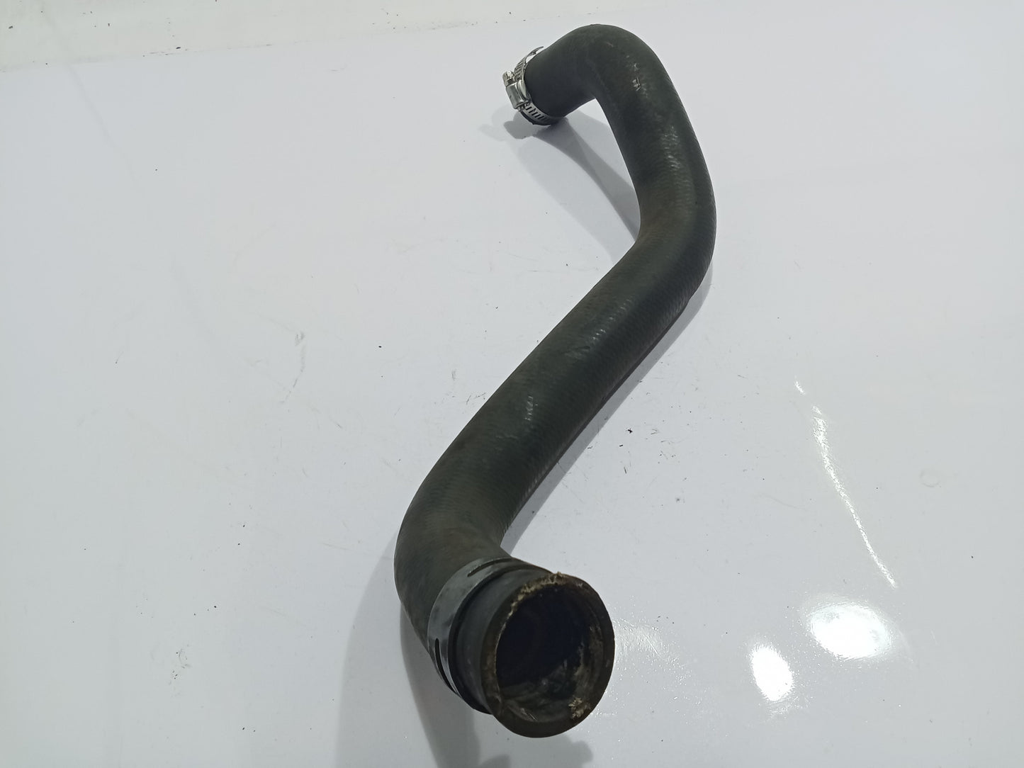 Ford Escape 2.0 Lower Radiator Hose GENUINE ORIGINAL SURPLUS