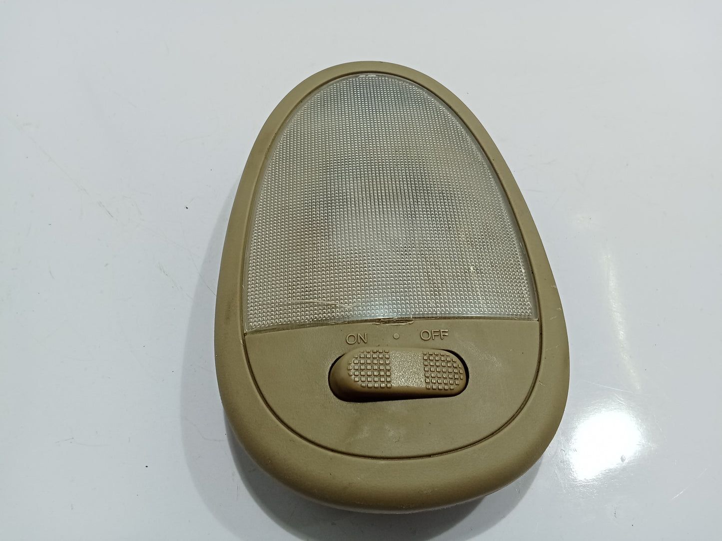 Chevrolet Optra 1.6 Dome Light GENUINE ORIGINAL SURPLUS