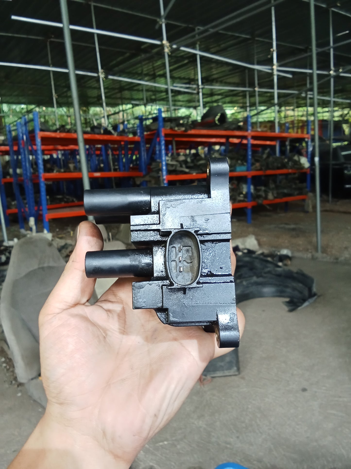 Ford Escape 2.0 Coil Pack GENUINE ORIGINAL SURPLUS
