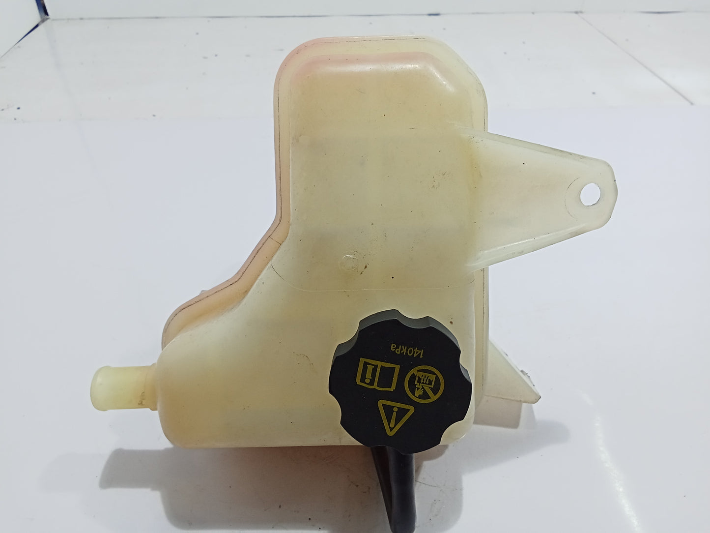 Ford Escape 2.0 Coolant Tank GENUINE ORIGINAL SURPLUS