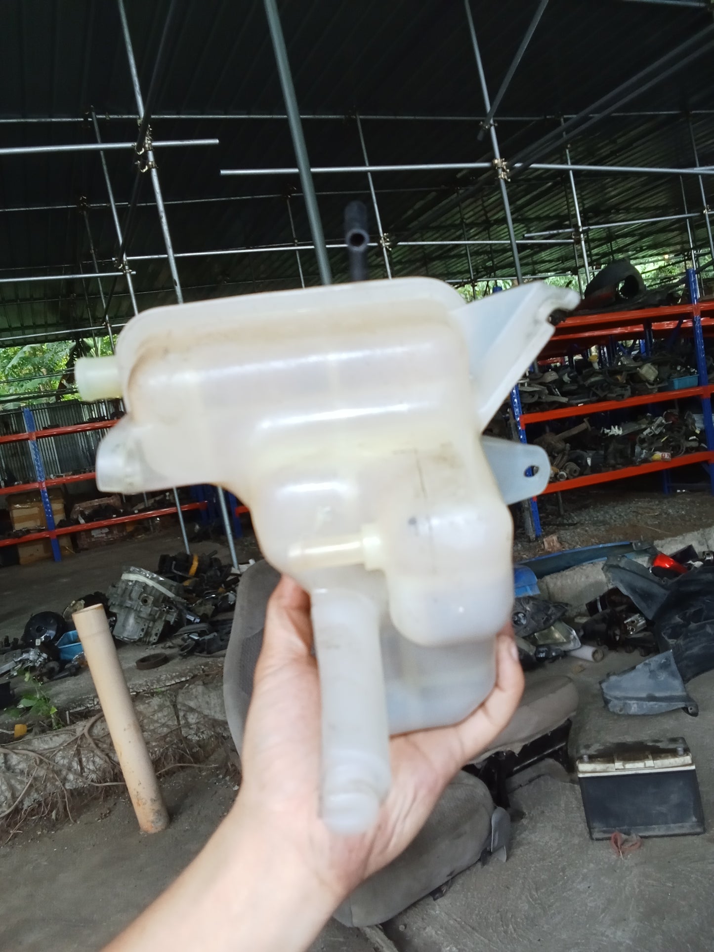 Ford Escape 2.0 Coolant Tank GENUINE ORIGINAL SURPLUS