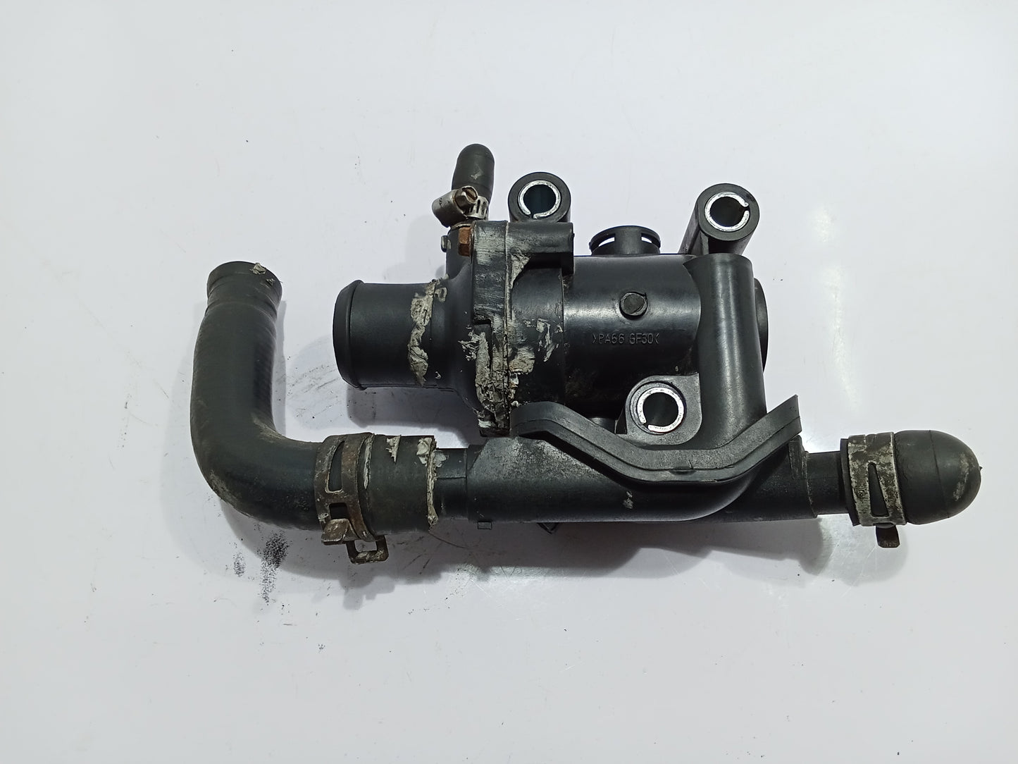 Ford Escape 2.0 Thermostat Housing GENUINE ORIGINAL SURPLUS