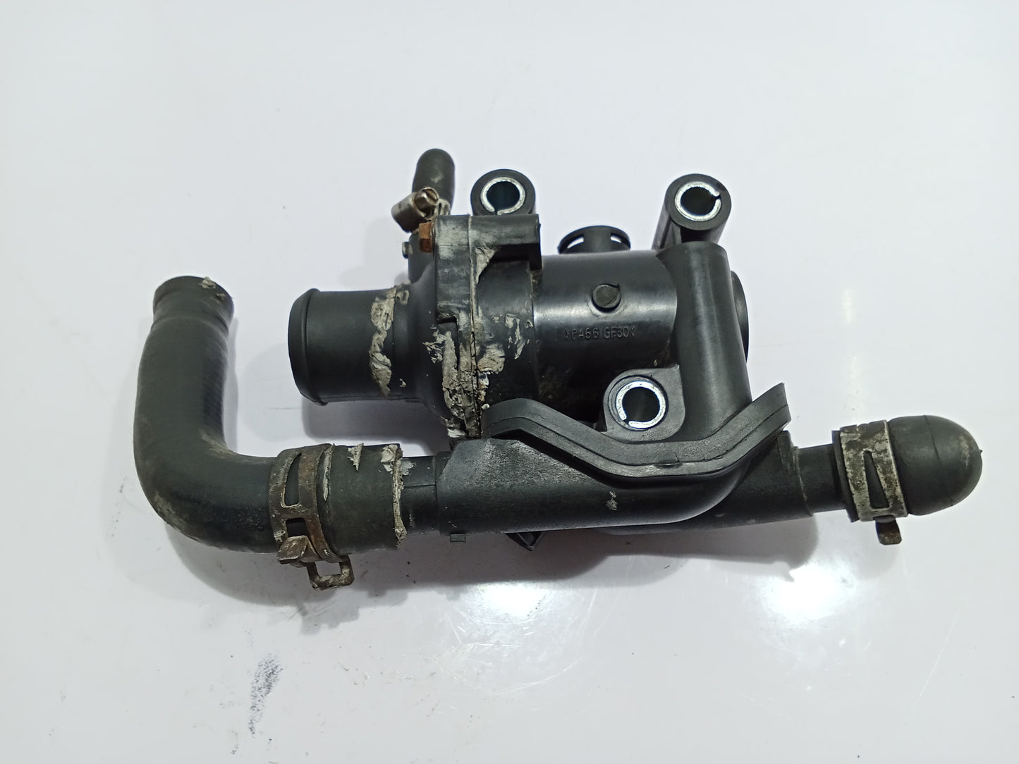 Ford Escape 2.0 Thermostat Housing GENUINE ORIGINAL SURPLUS