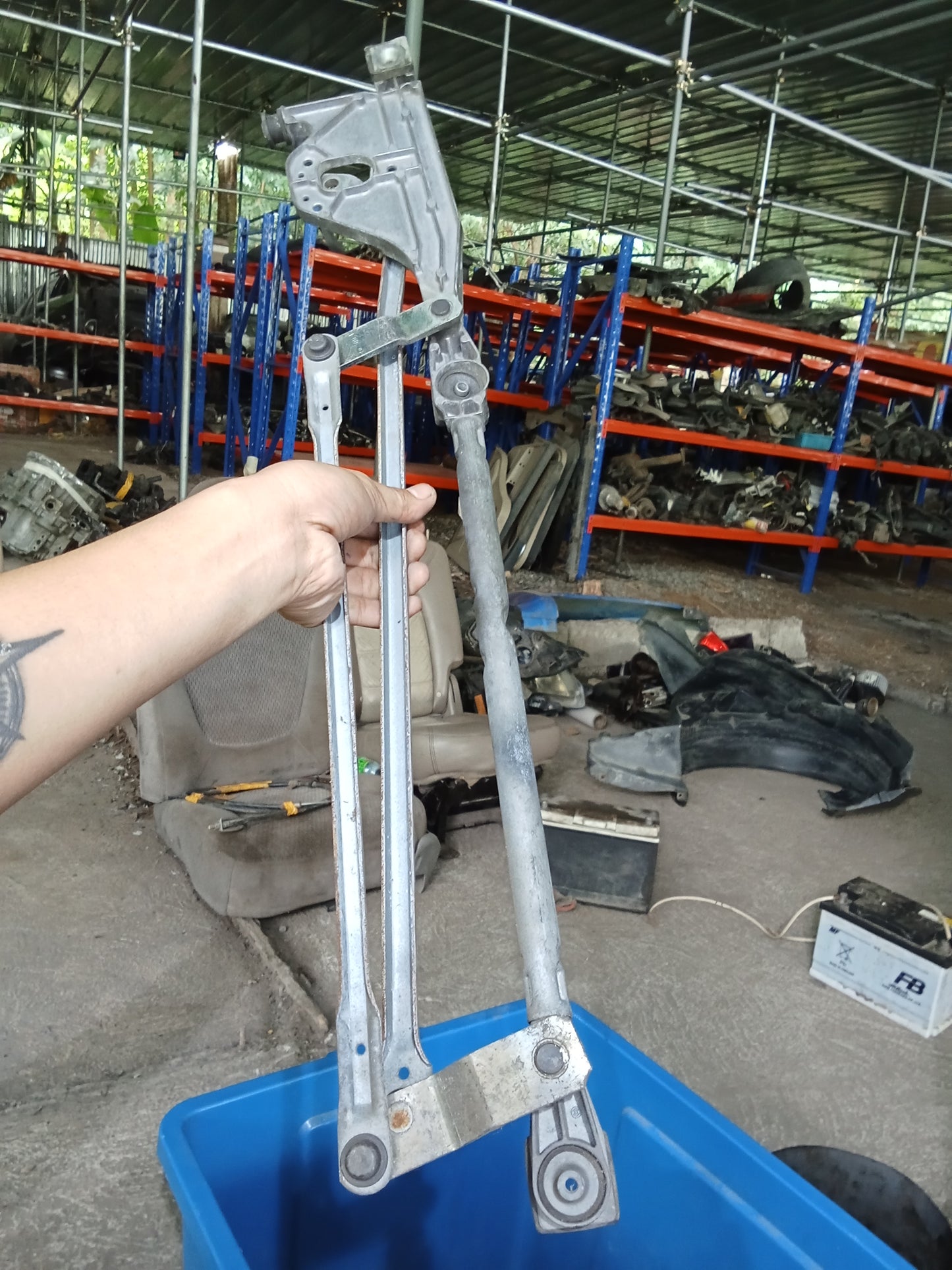Ford focus 2.0 Wiper Linkage GENUINE ORIGINAL SURPLUS