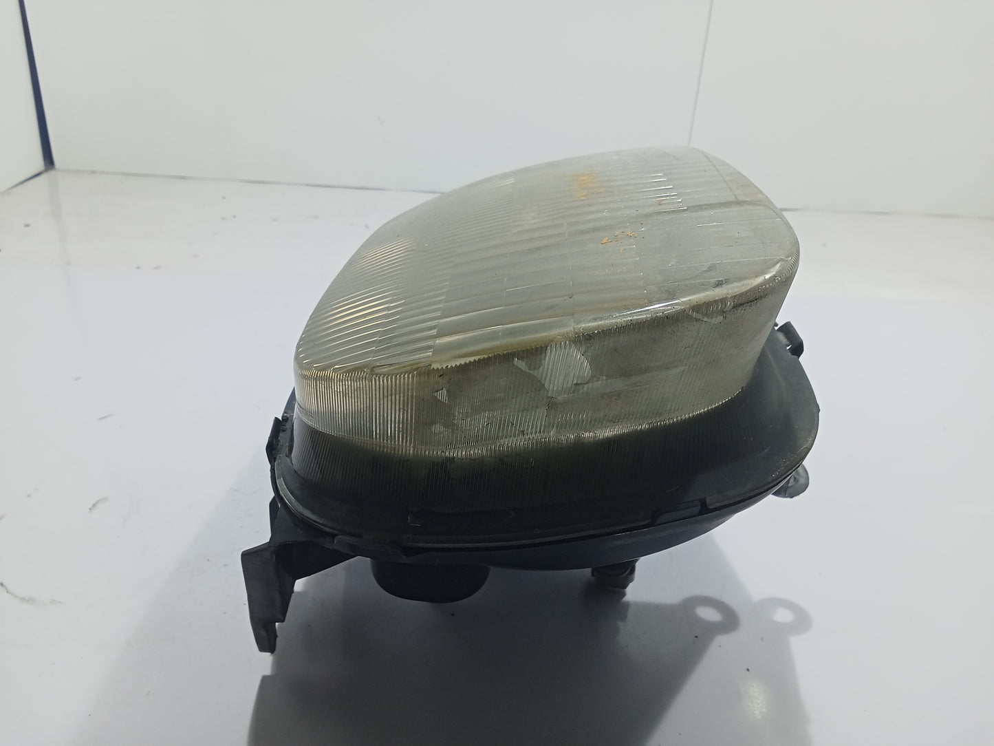 Ford Escape 2.0 Driver Side Headlight GENUINE ORIGINAL SURPLUS