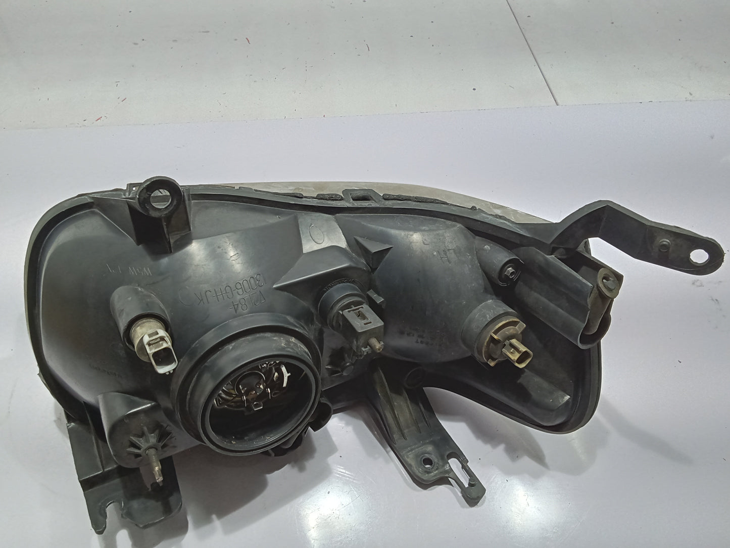 Ford Escape 2.0 Driver Side Headlight GENUINE ORIGINAL SURPLUS