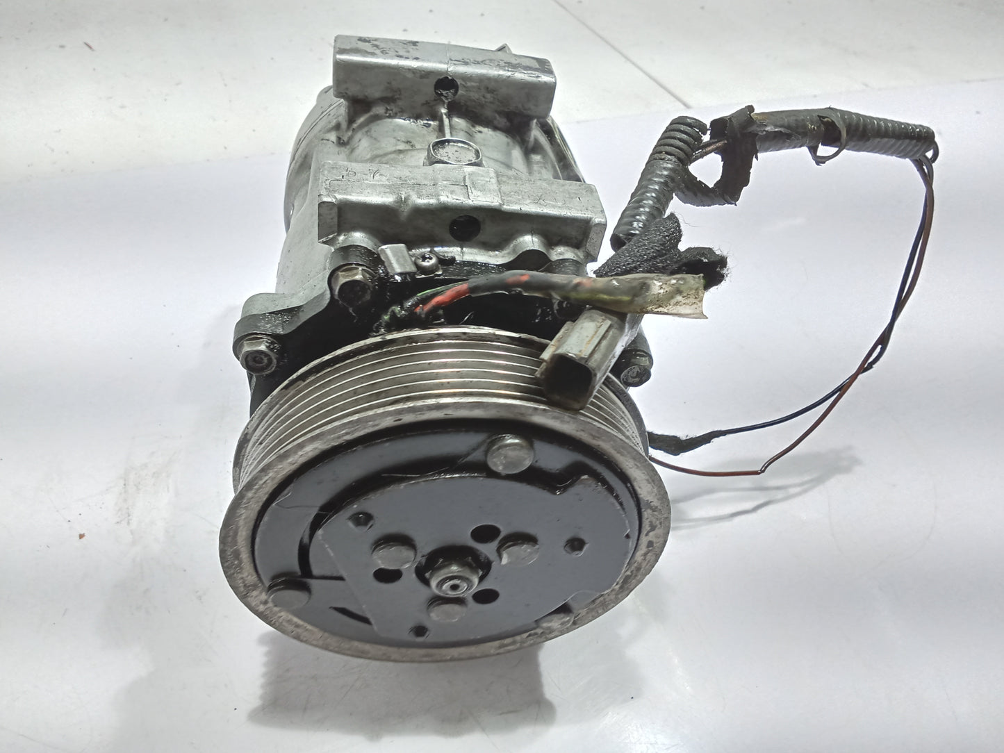 Ford Escape 2.0 Compressor GENUINE ORIGINAL SURPLUS