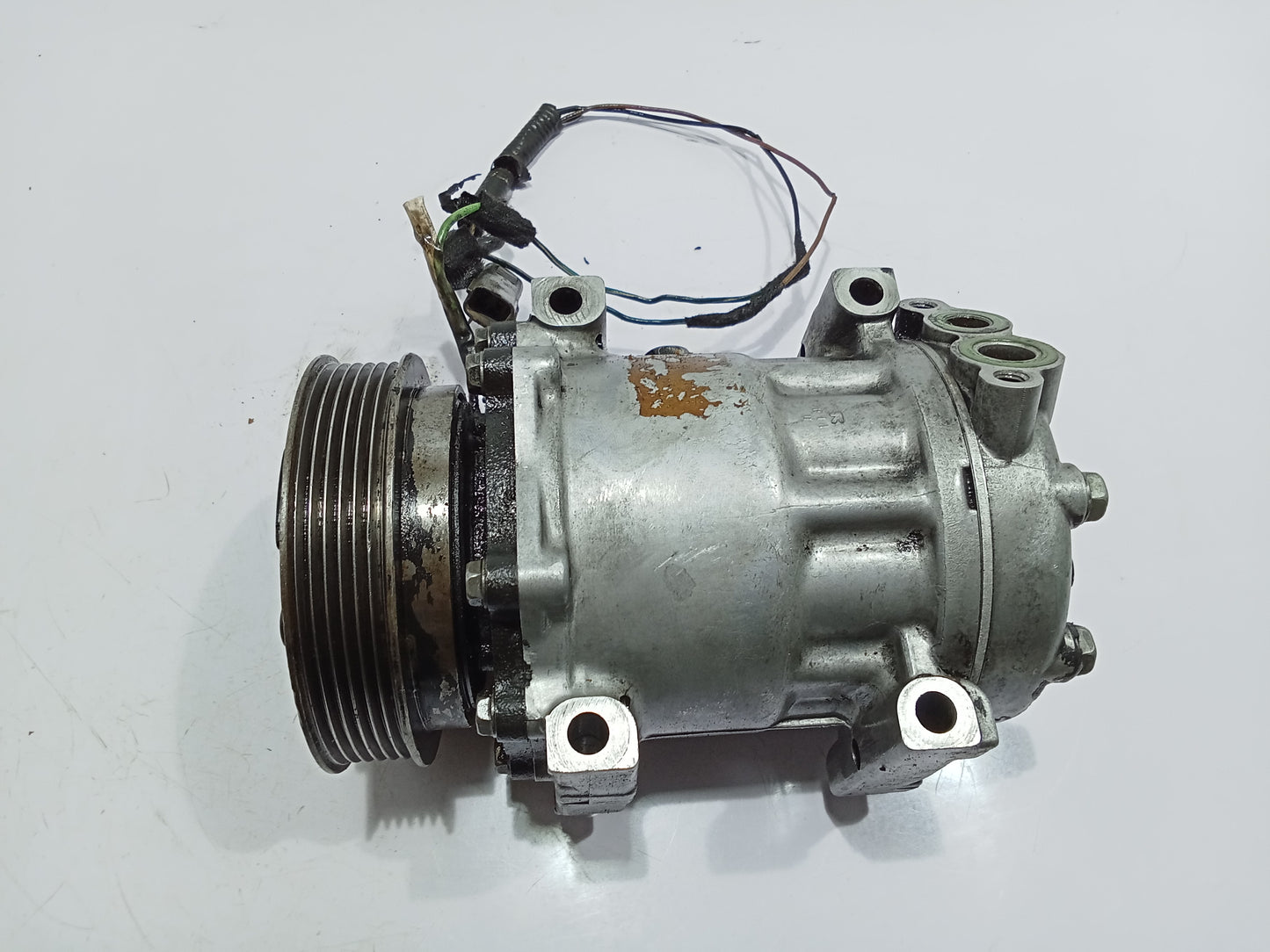 Ford Escape 2.0 Compressor GENUINE ORIGINAL SURPLUS