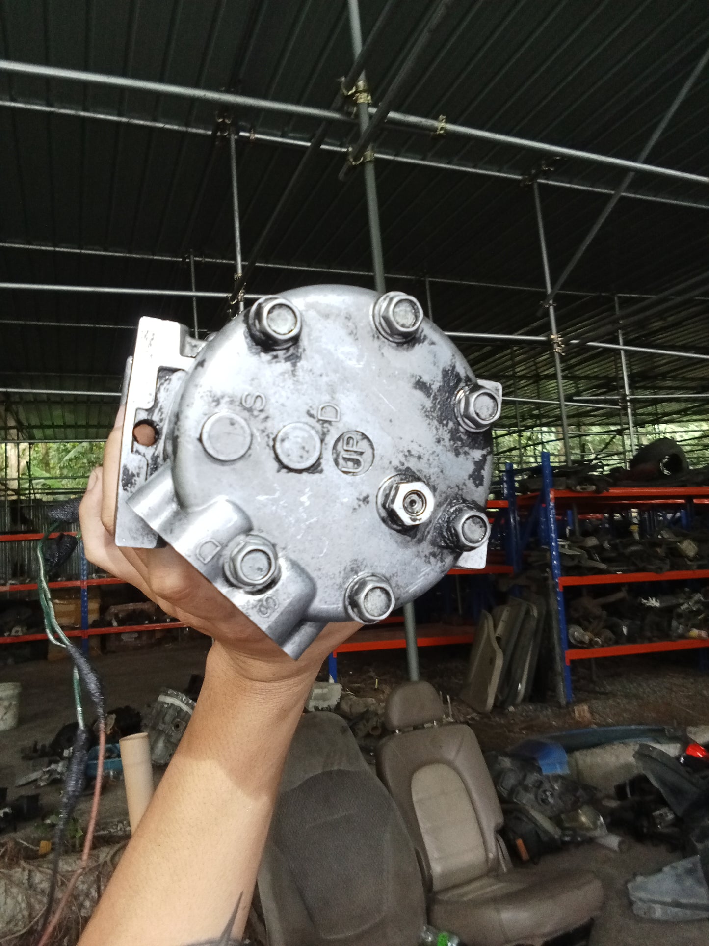 Ford Escape 2.0 Compressor GENUINE ORIGINAL SURPLUS