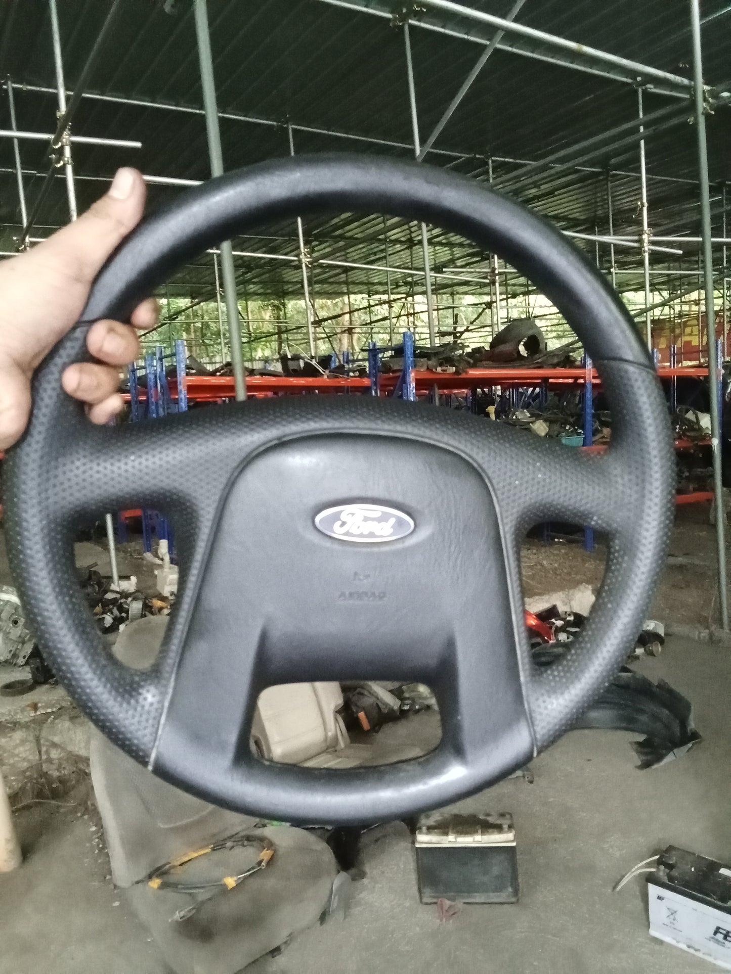 Ford Escape 2.0 U204DGR29ADU UBBR25NE5DZ Steering Wheel Only GENUINE ORIGINAL SURPLUS