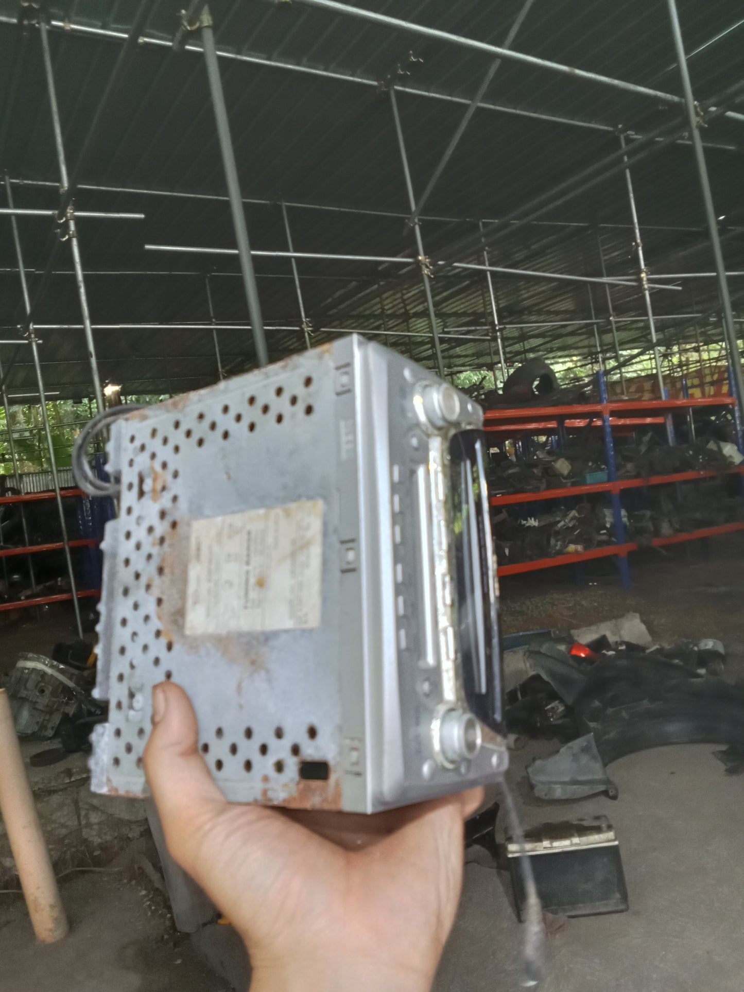 Ford Escape 2.0 Stereo GENUINE ORIGINAL SURPLUS