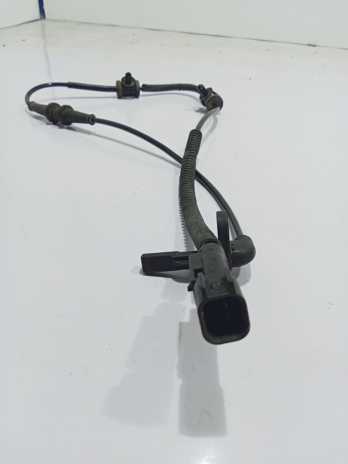 Ford Escape 2.0 ABS Sensor GENUINE ORIGINAL SURPLUS