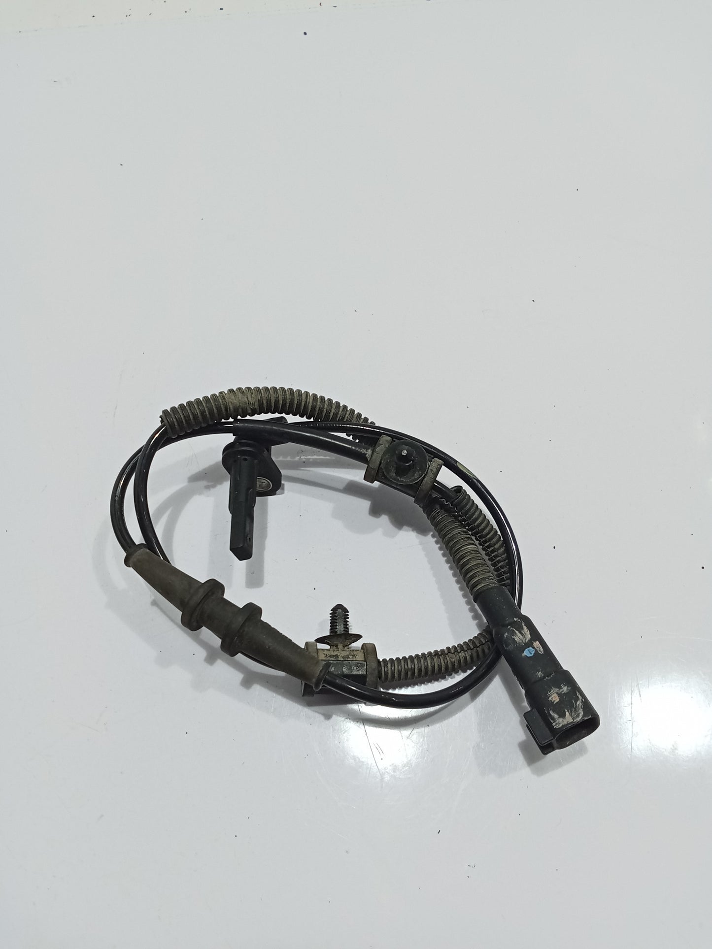 Ford Escape 2.0 ABS Sensor GENUINE ORIGINAL SURPLUS