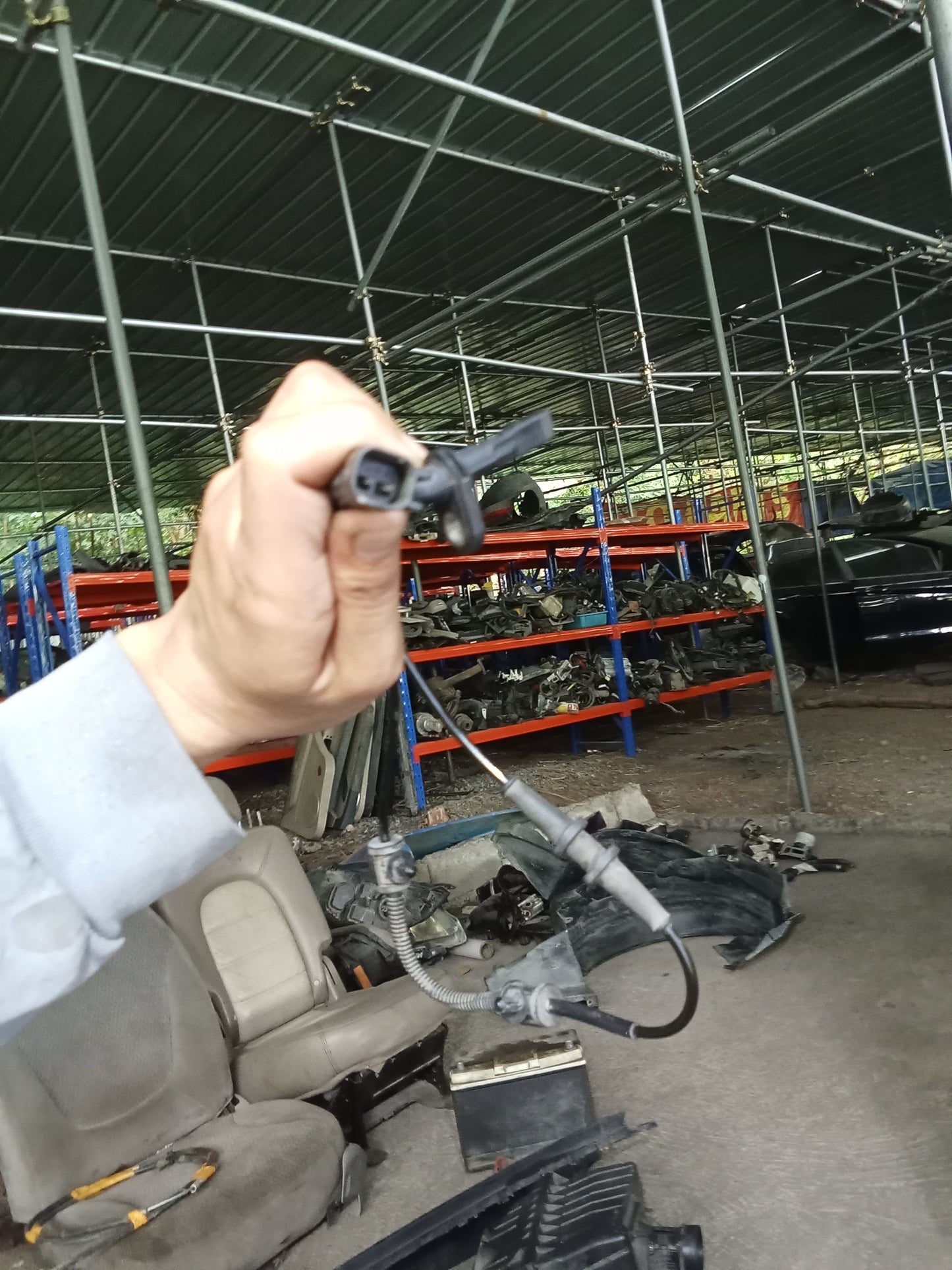 Ford Escape 2.0 ABS Sensor GENUINE ORIGINAL SURPLUS