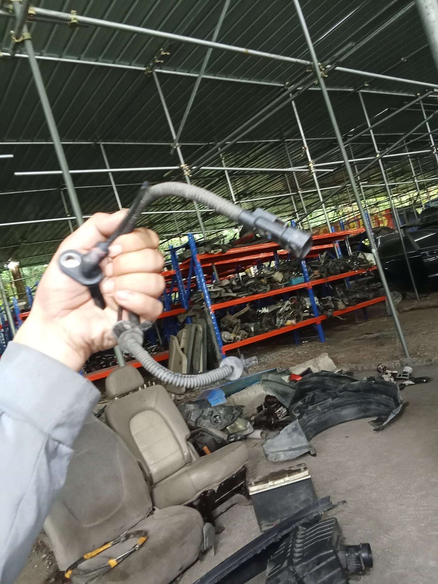 Ford Escape 2.0 ABS Sensor GENUINE ORIGINAL SURPLUS