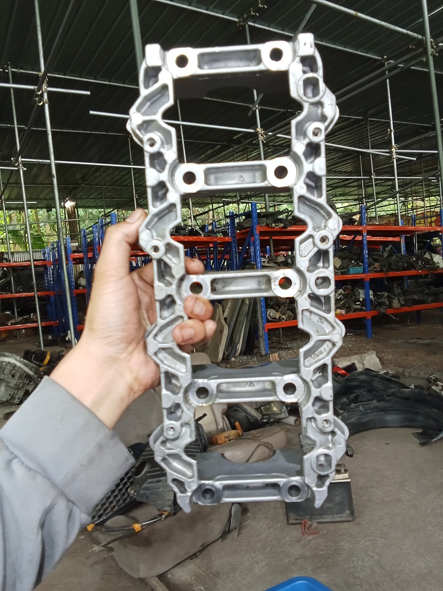 Ford Ecosport 1.5 Trend 2016 - 2019 D4 FFB9A Y846 6334 Crankshaft Holder GENUINE ORIGINAL SURPLUS