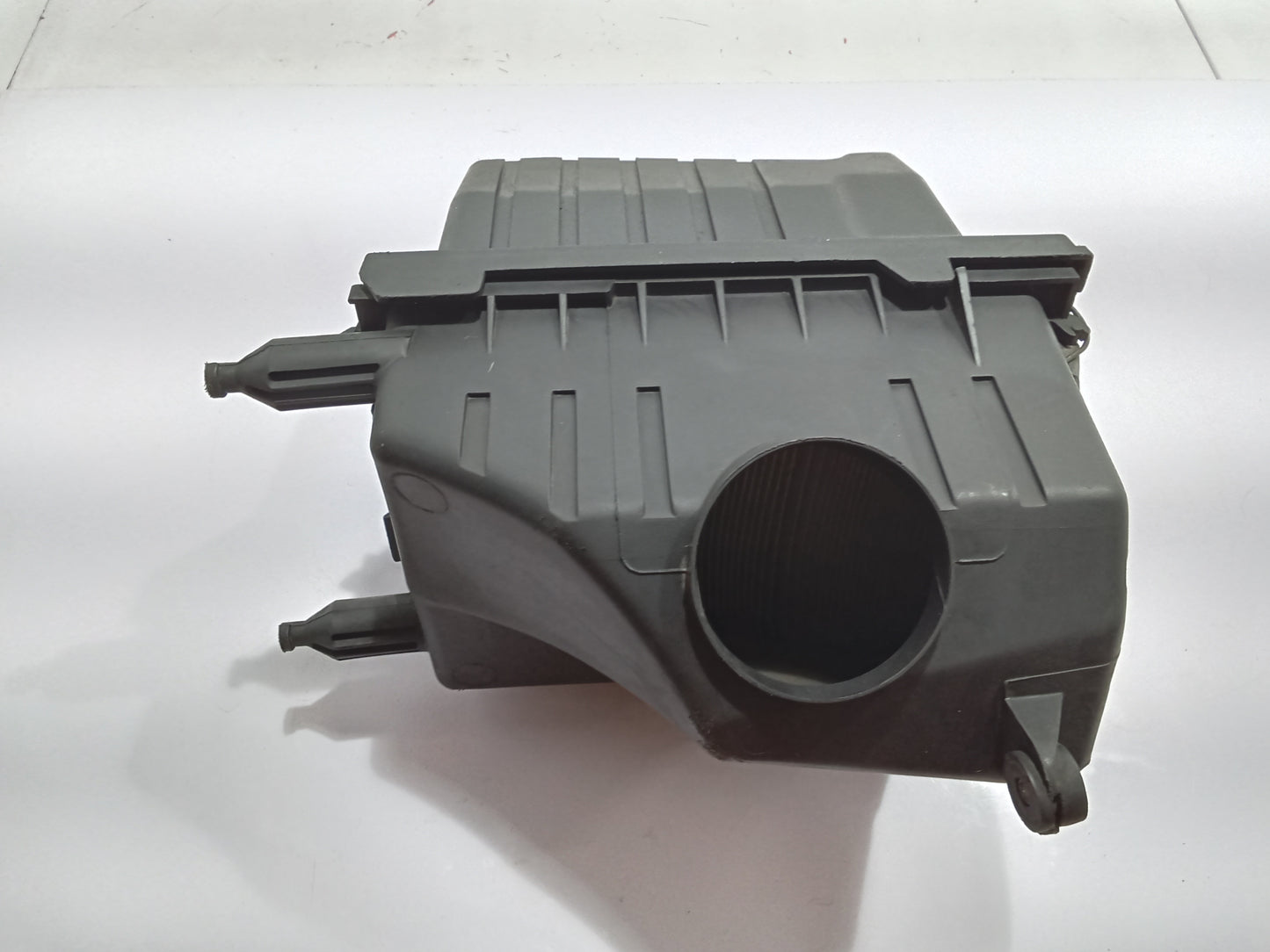 Ford Escape 2.0 Air Box Housing GENUINE ORIGINAL SURPLUS