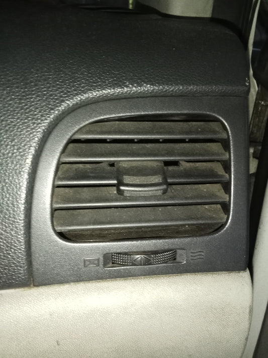 Accent Diesel 2010 Aircon Louver Passenger Side