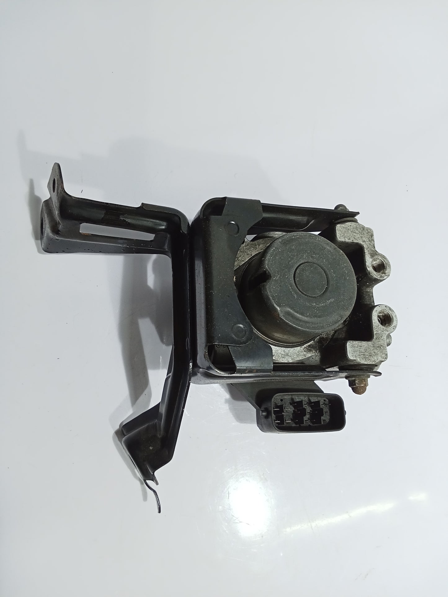 Toyota Camry 2005 Anti Lock Control System (ABS) Module GENUINE ORIGINAL SURPLUS