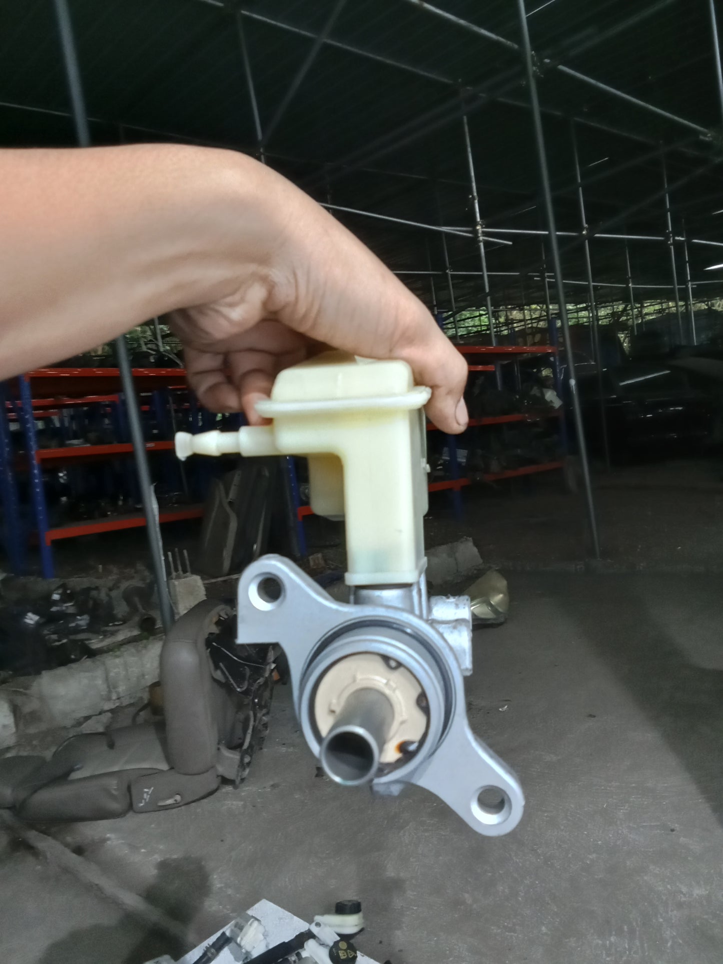 Chevrolet Spin 2015 Brake Master GENUINE ORIGINAL SURPLUS