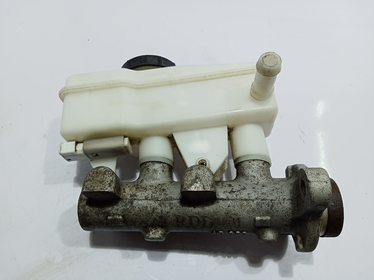 Nissan Navara Brake Master GENUINE ORIGINAL SURPLUS