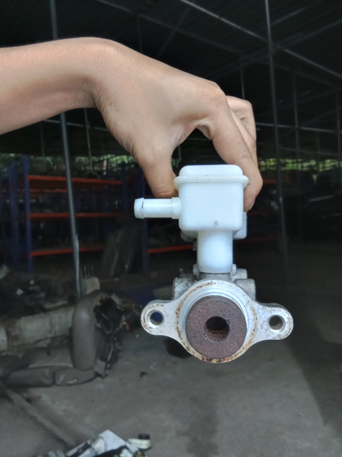 Nissan Navara Brake Master GENUINE ORIGINAL SURPLUS