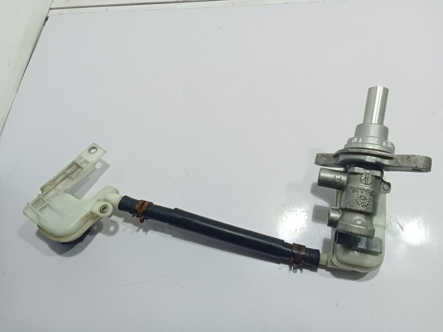 Ford Fiesta 1.5 2015 (Sedan) Brake Master GENUINE ORIGINAL SURPLUS