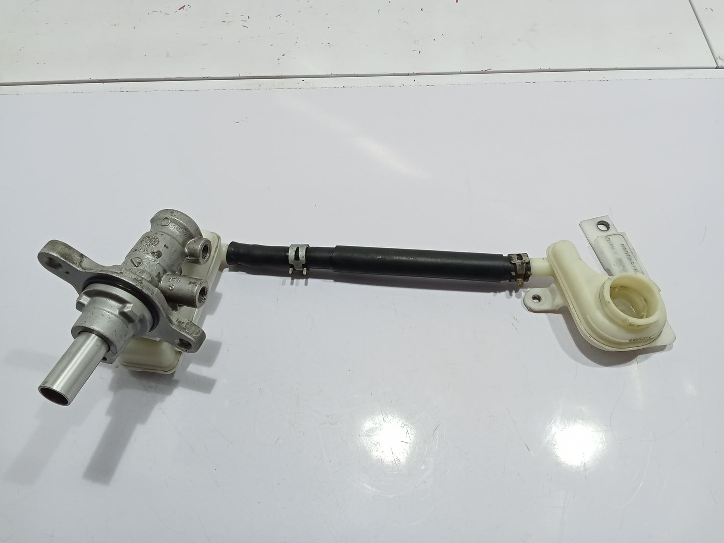 Ford Fiesta 1.5 2015 Brake Master (No Cap) GENUINE ORIGINAL SURPLUS