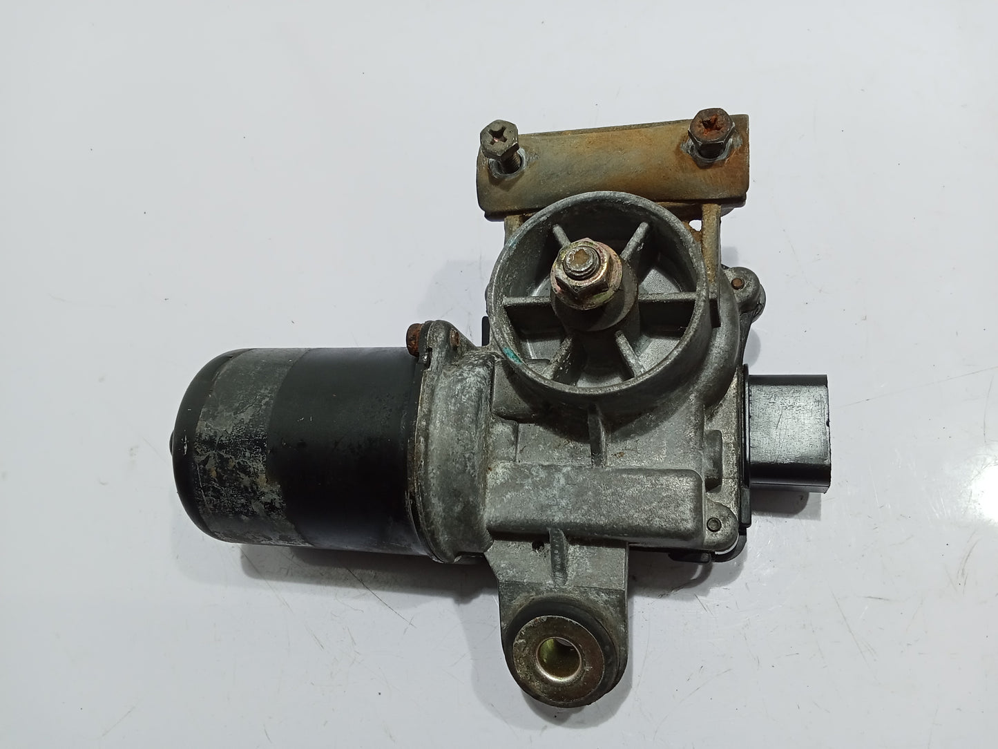 Chevrolet Optra 1.6 Wiper Motor GENUINE ORIGINAL SURPLUS