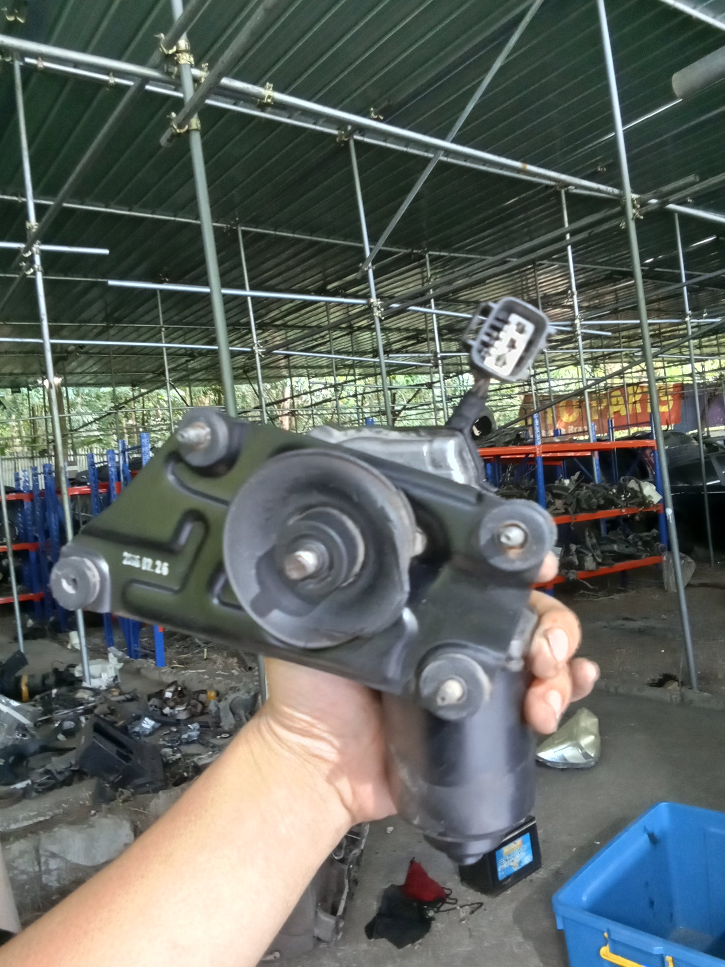 Chevrolet Optra 1.6 Wiper Motor GENUINE ORIGINAL SURPLUS