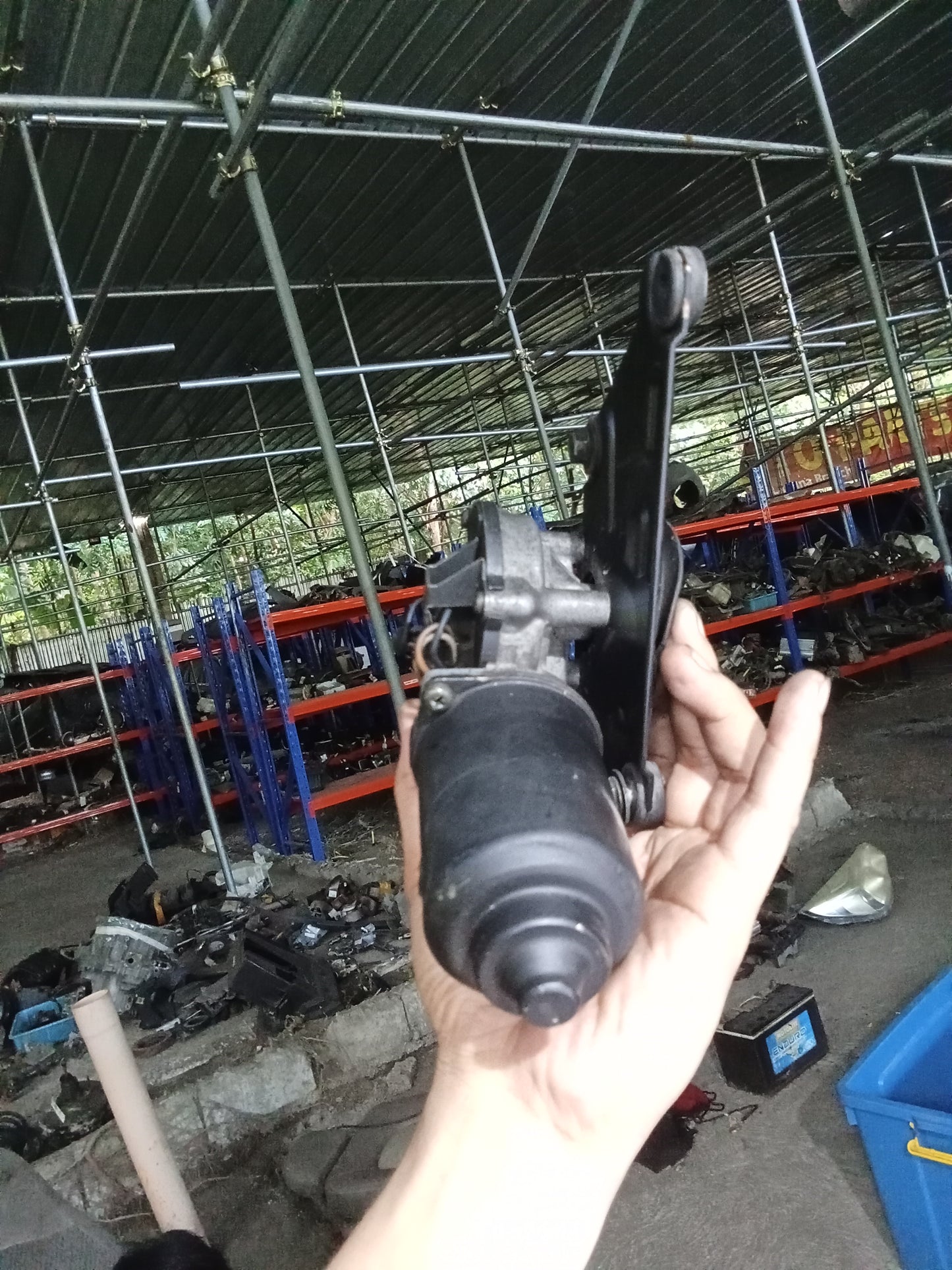 Chevrolet Optra 1.6 Wiper Motor GENUINE ORIGINAL SURPLUS