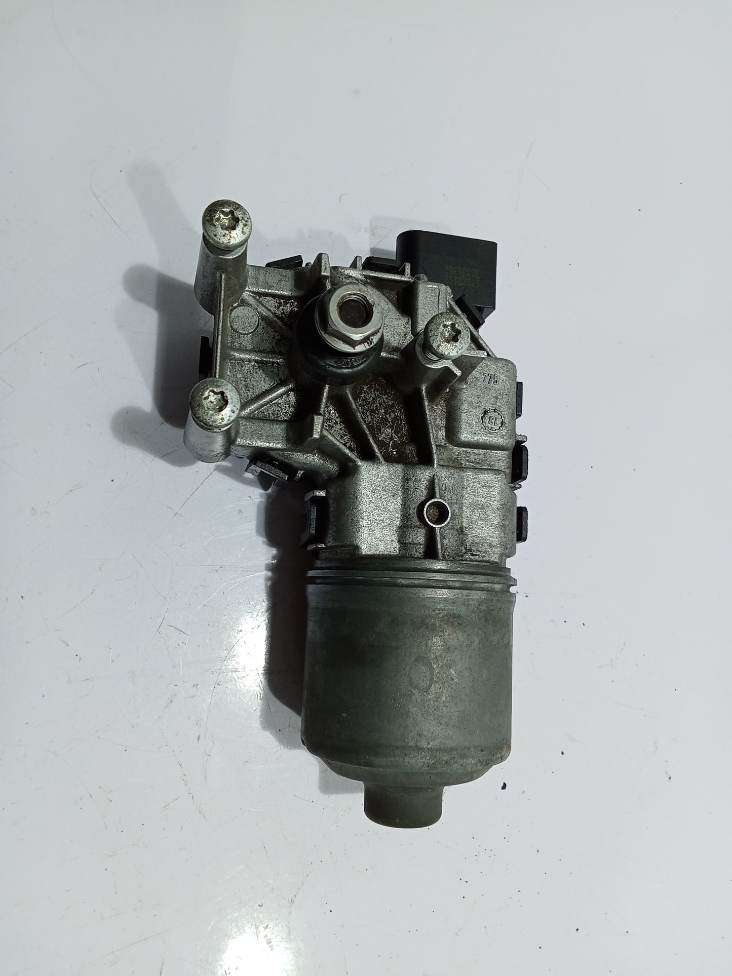 Ford Fiesta 1.6 2015 Wiper Motor GENUINE ORIGINAL SURPLUS