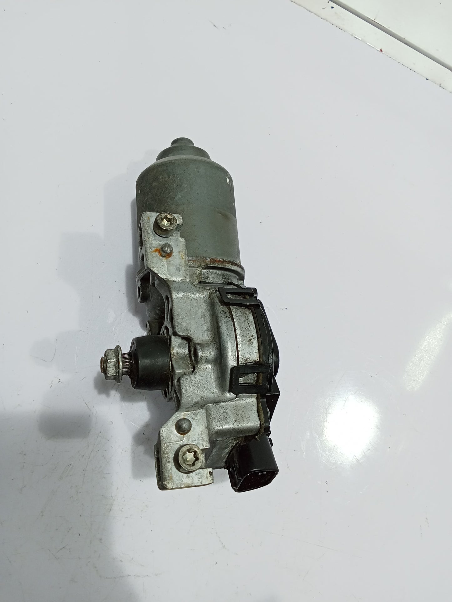 Toyota Vios Superman Wiper Motor GENUINE ORIGINAL SURPLUS