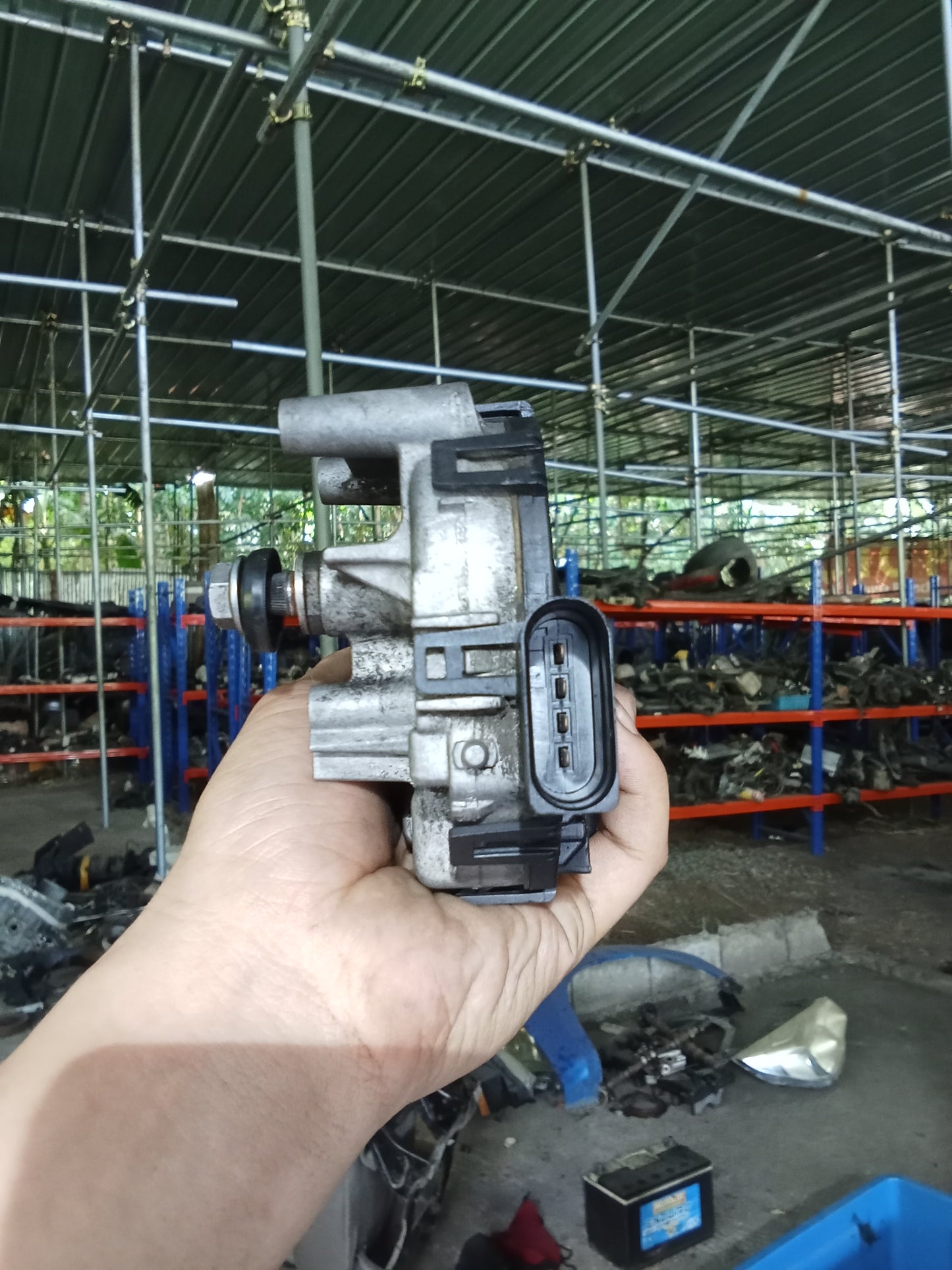 Ford Focus 1.6 2011 Wiper Motor GENUINE ORIGINAL SURPLUS